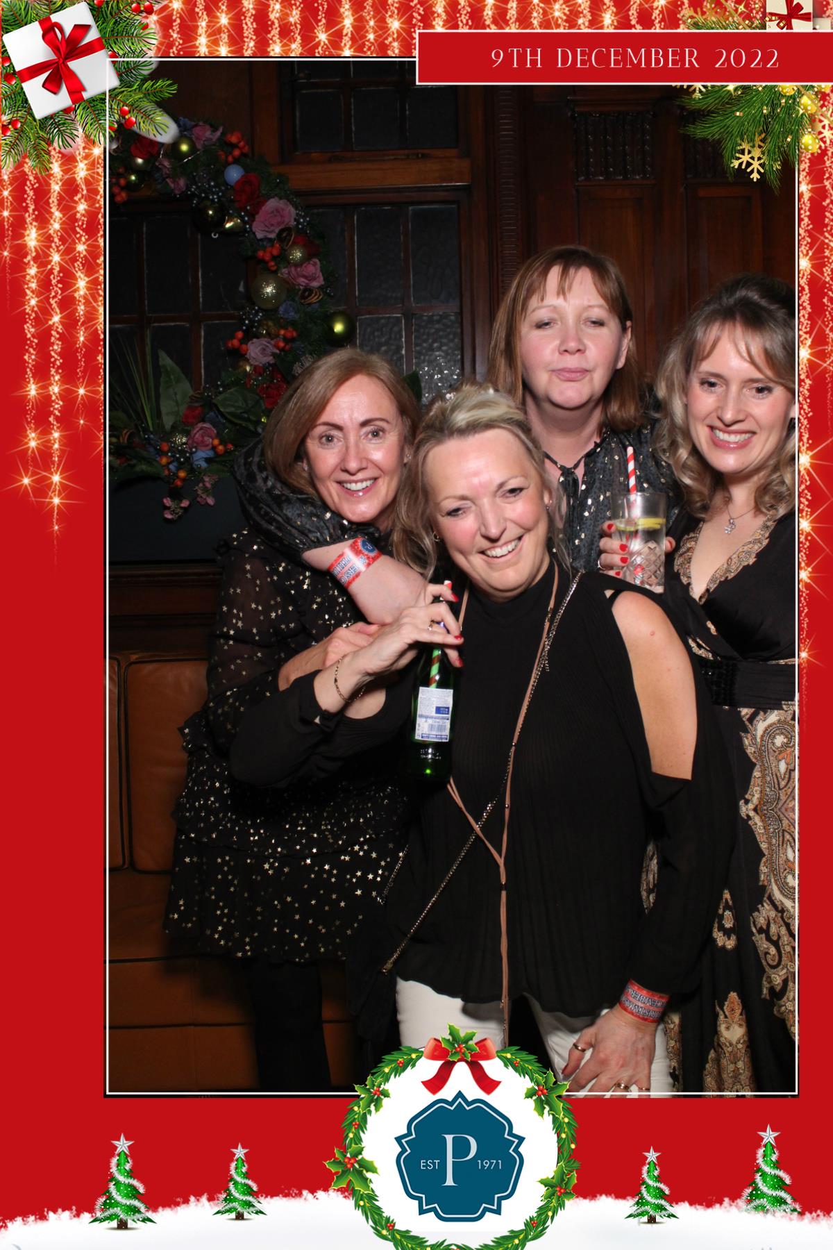 Pavers Christmas Party  | View more photos from the event at gallery.magicimages.uk/u/MagicImages/Pavers-Christmas-Party