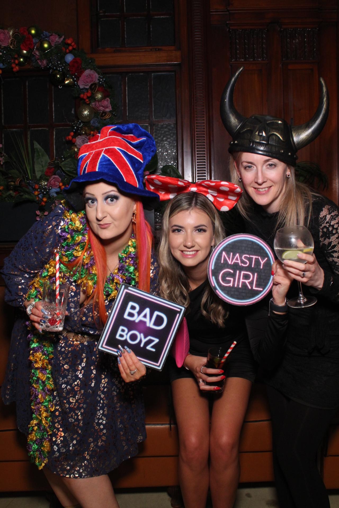 Pavers Christmas Party  | View more photos from the event at gallery.magicimages.uk/u/MagicImages/Pavers-Christmas-Party
