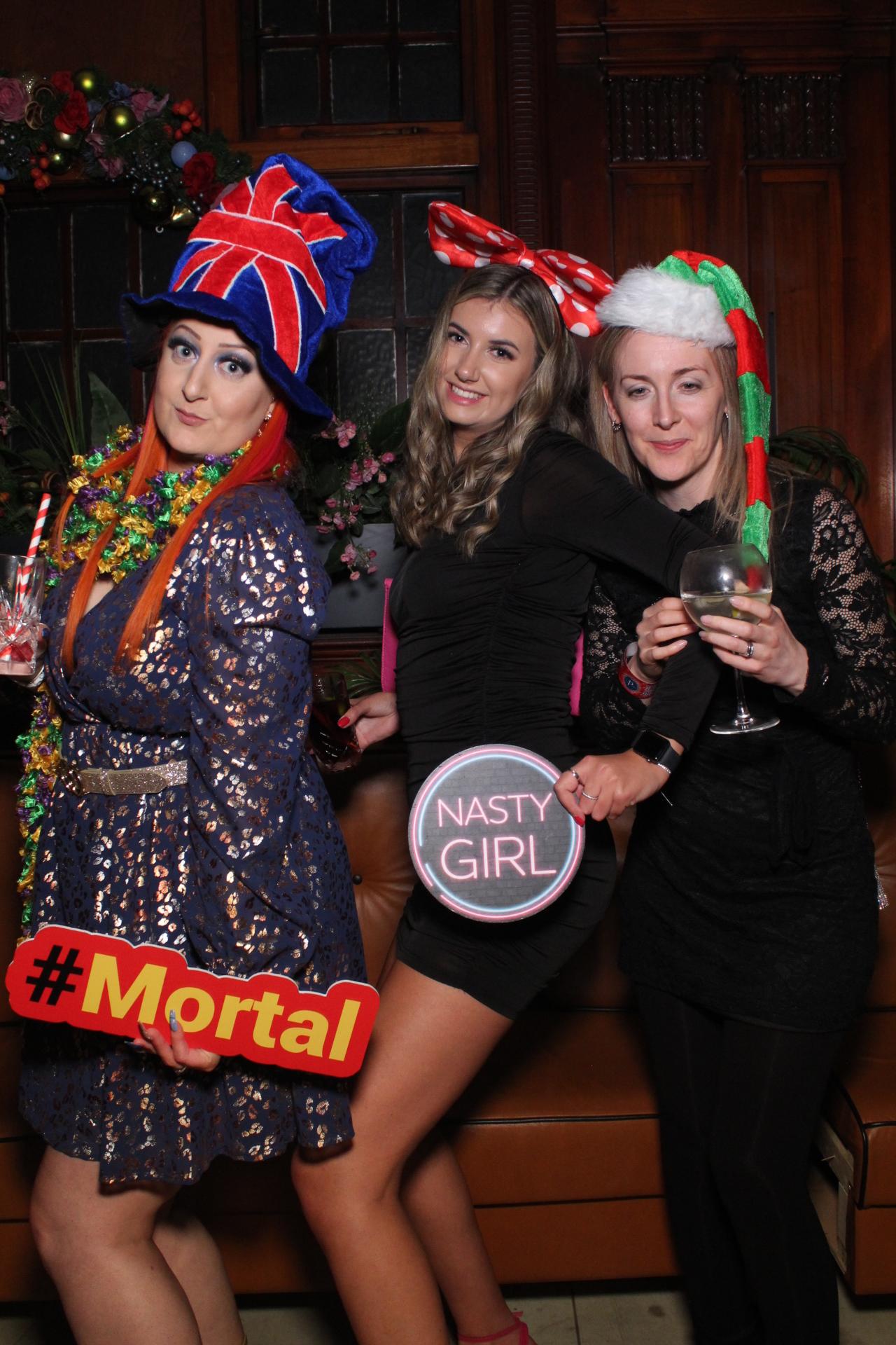 Pavers Christmas Party  | View more photos from the event at gallery.magicimages.uk/u/MagicImages/Pavers-Christmas-Party