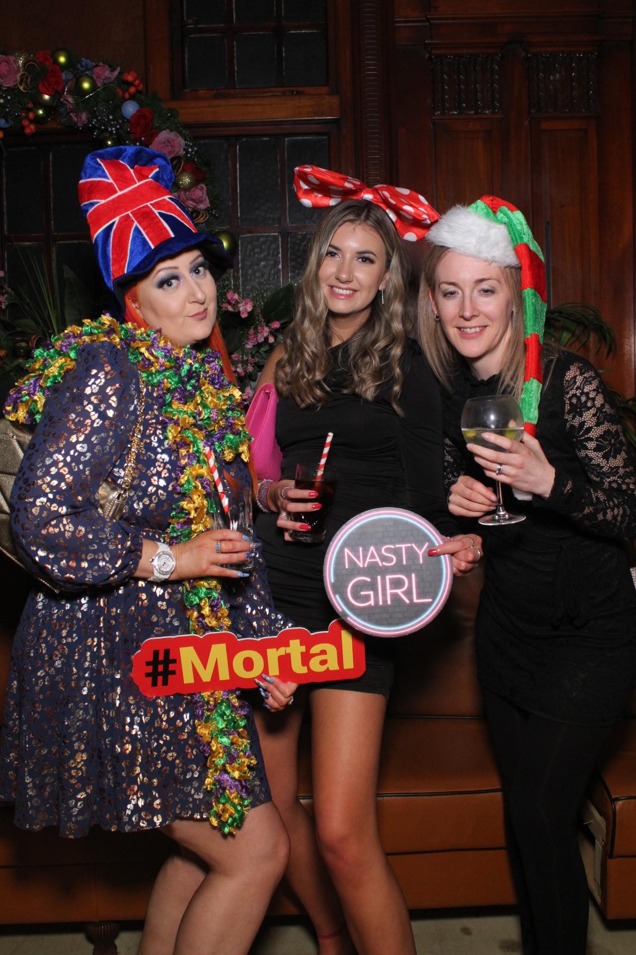 Pavers Christmas Party  | View more photos from the event at gallery.magicimages.uk/u/MagicImages/Pavers-Christmas-Party