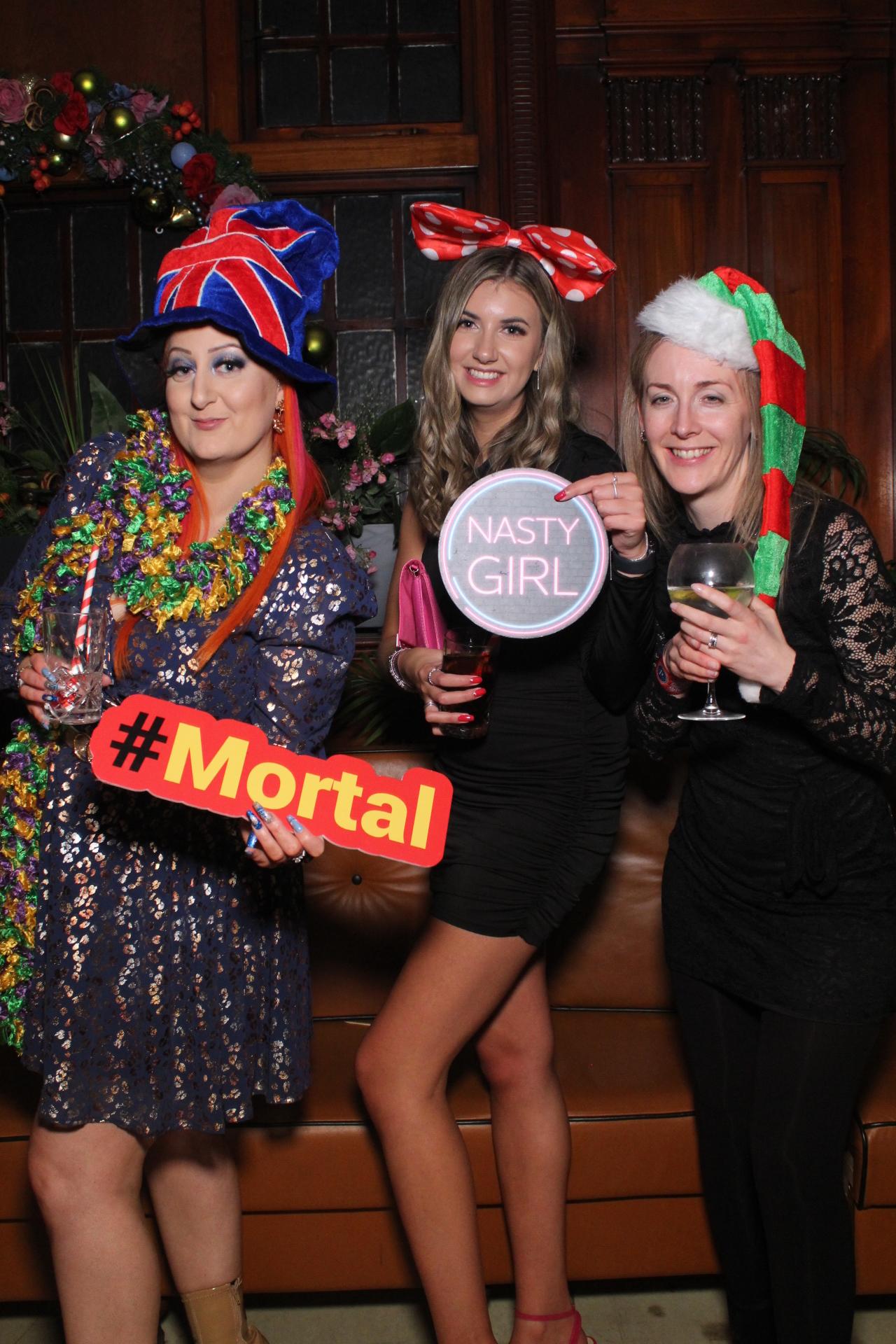 Pavers Christmas Party  | View more photos from the event at gallery.magicimages.uk/u/MagicImages/Pavers-Christmas-Party