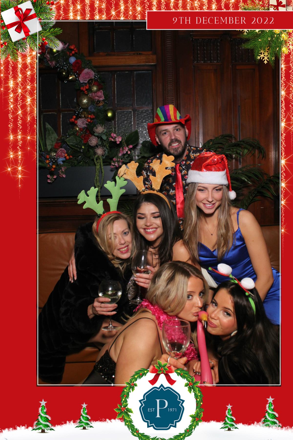 Pavers Christmas Party  | View more photos from the event at gallery.magicimages.uk/u/MagicImages/Pavers-Christmas-Party