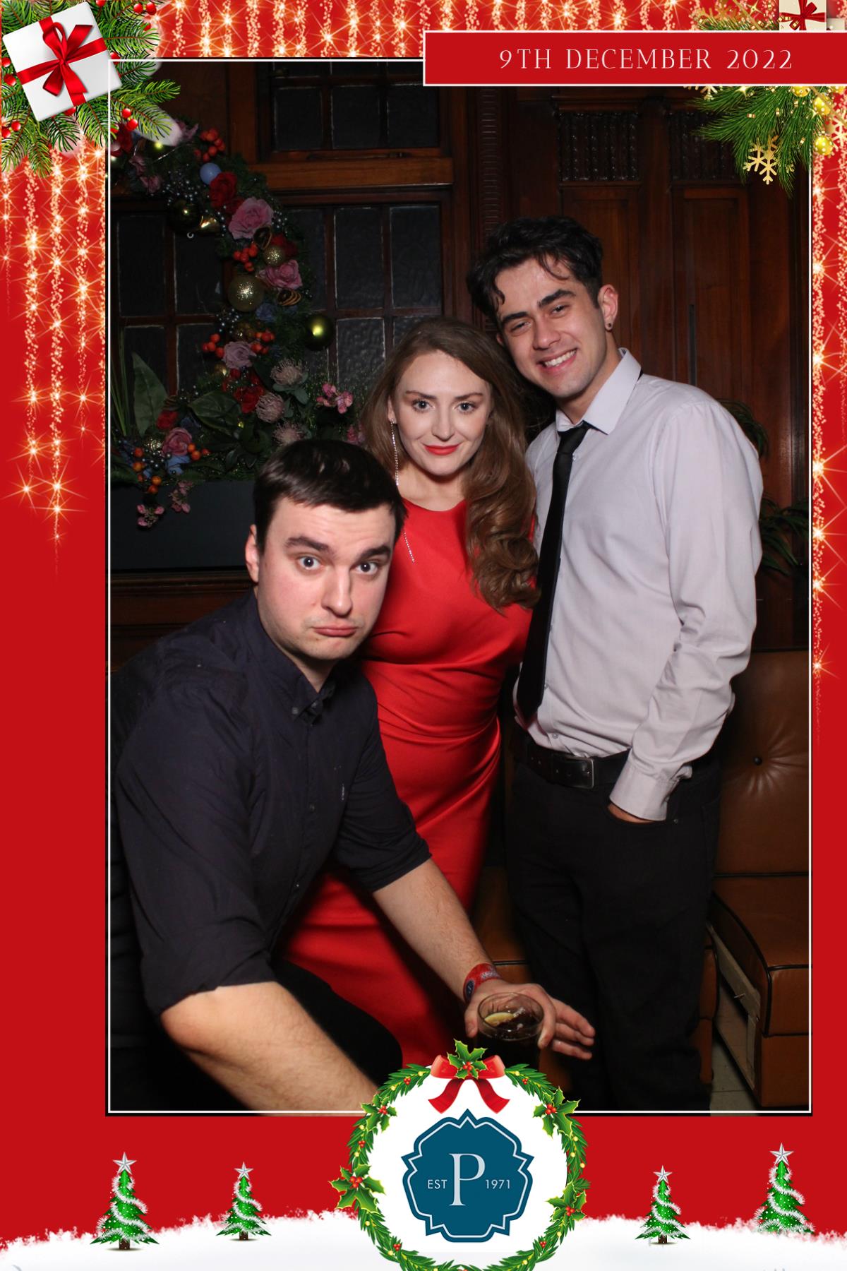 Pavers Christmas Party  | View more photos from the event at gallery.magicimages.uk/u/MagicImages/Pavers-Christmas-Party