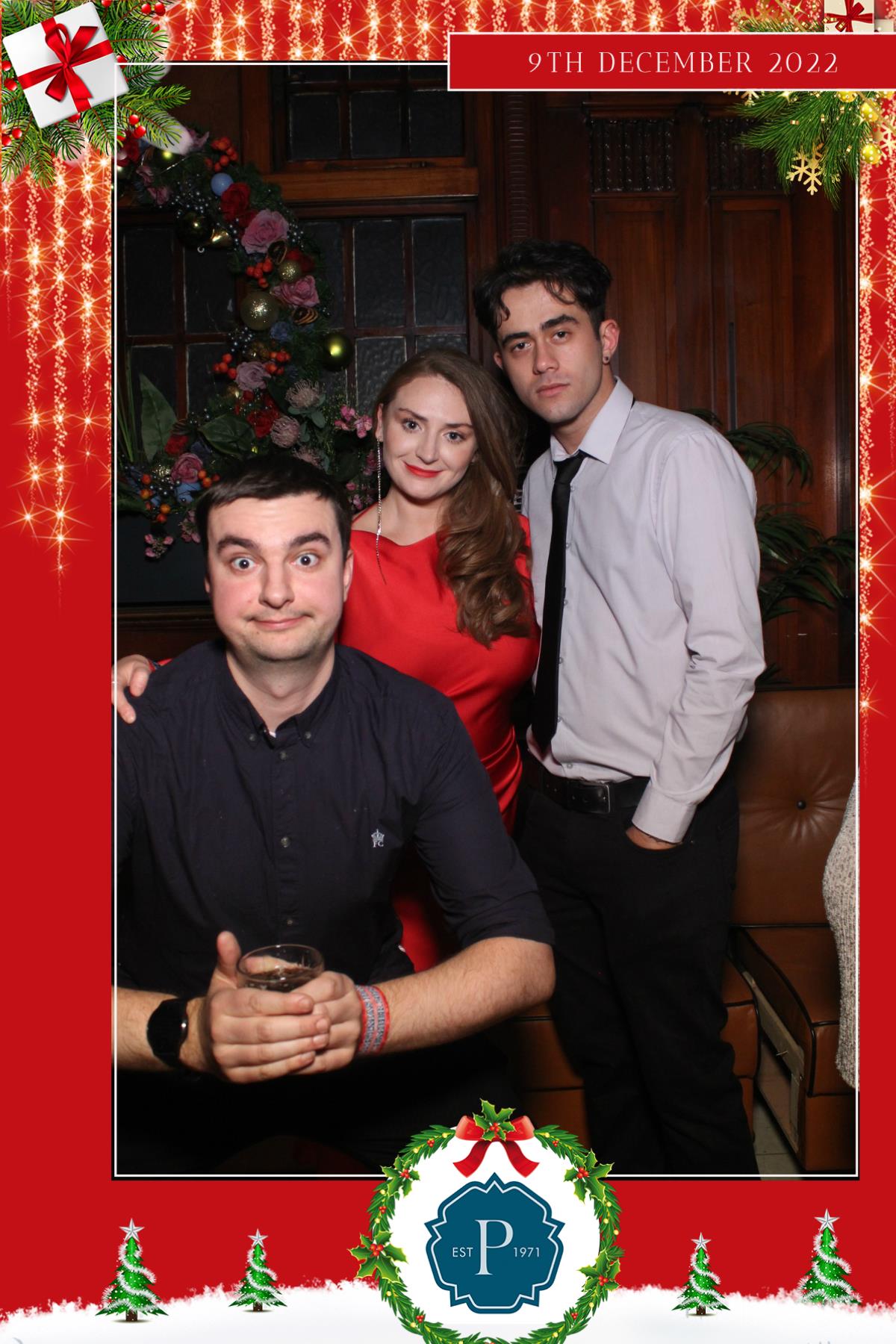 Pavers Christmas Party  | View more photos from the event at gallery.magicimages.uk/u/MagicImages/Pavers-Christmas-Party