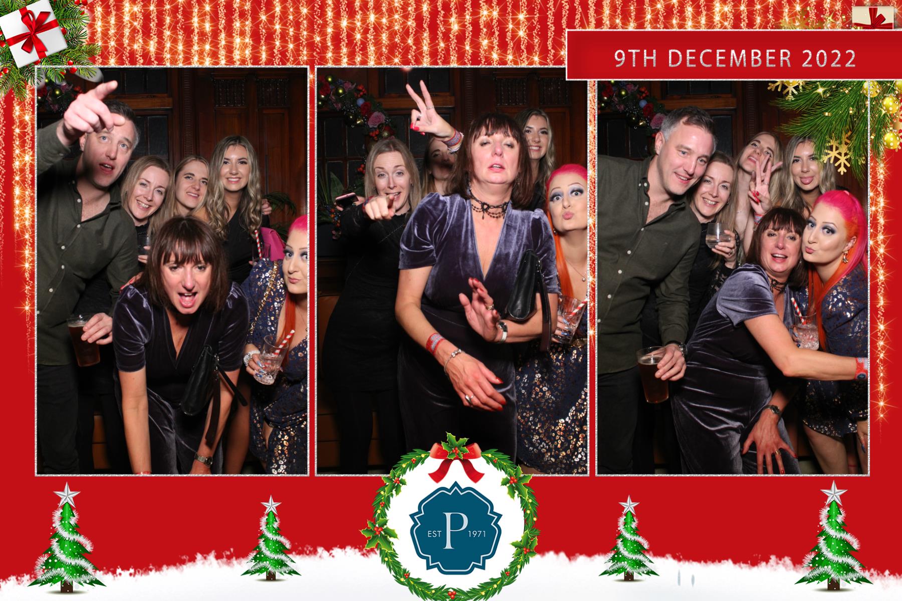 Pavers Christmas Party  | View more photos from the event at gallery.magicimages.uk/u/MagicImages/Pavers-Christmas-Party