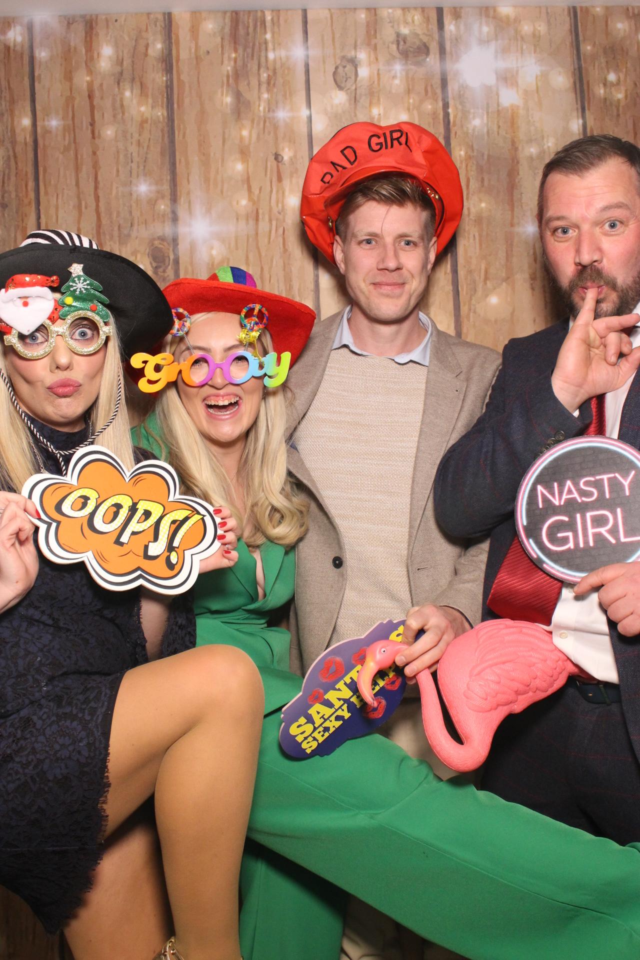 Ramsden's Christmas party  | View more photos from the event at gallery.magicimages.uk/u/MagicImages/Ramsdens-Christmas-party
