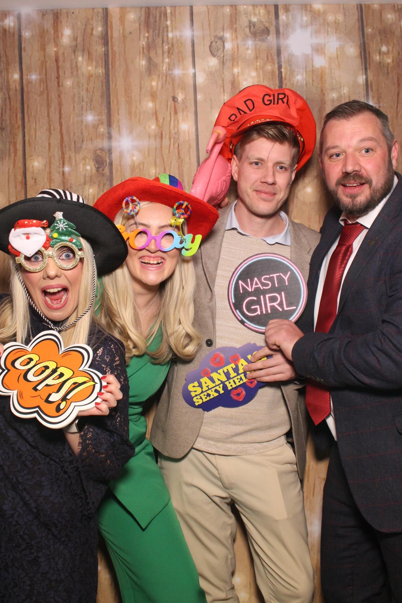 Ramsden's Christmas party  | View more photos from the event at gallery.magicimages.uk/u/MagicImages/Ramsdens-Christmas-party