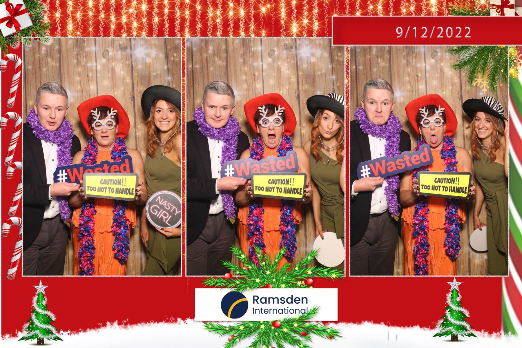 Ramsden's Christmas party  | View more photos from the event at gallery.magicimages.uk/u/MagicImages/Ramsdens-Christmas-party