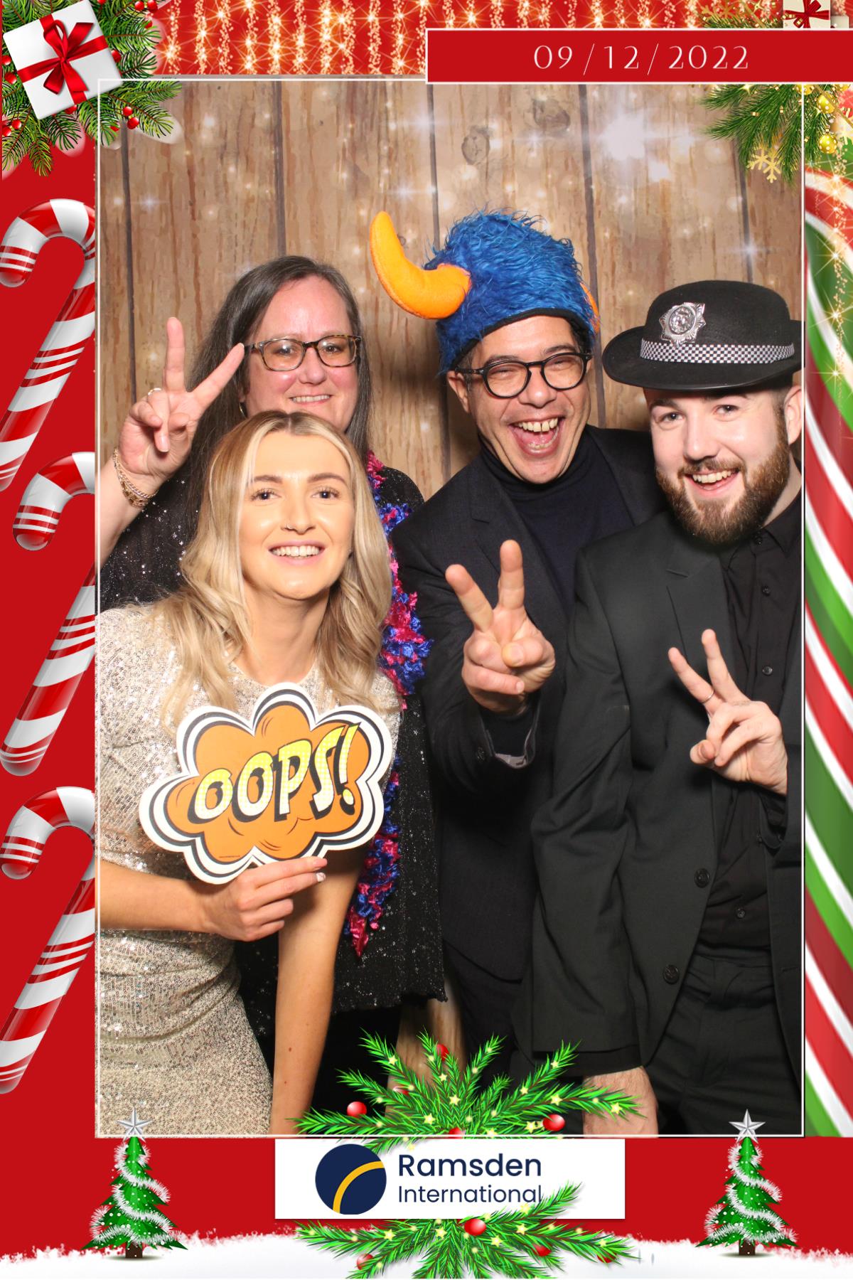 Ramsden's Christmas party  | View more photos from the event at gallery.magicimages.uk/u/MagicImages/Ramsdens-Christmas-party