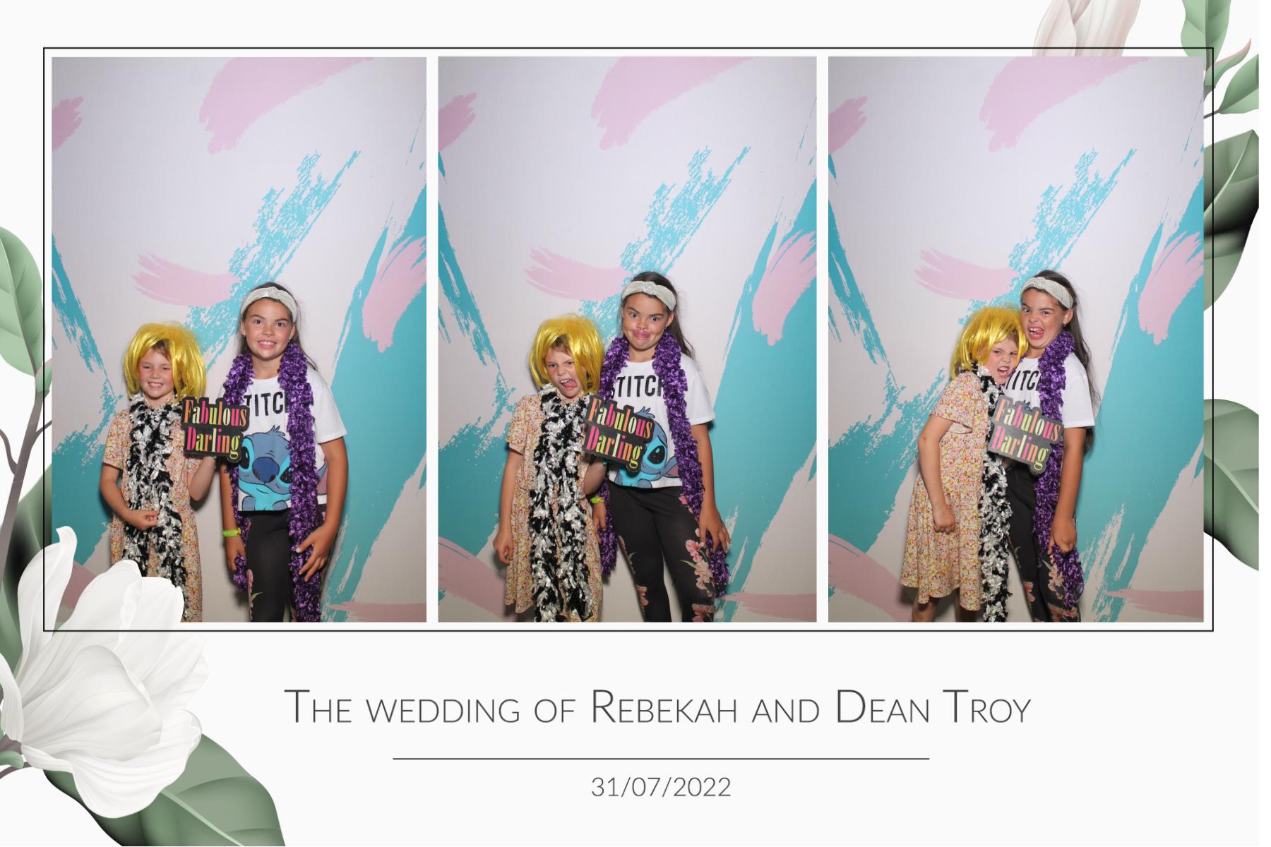 Rebekah & Dean | View more photos from the event at gallery.magicimages.uk/u/MagicImages/Rebekah-Dean