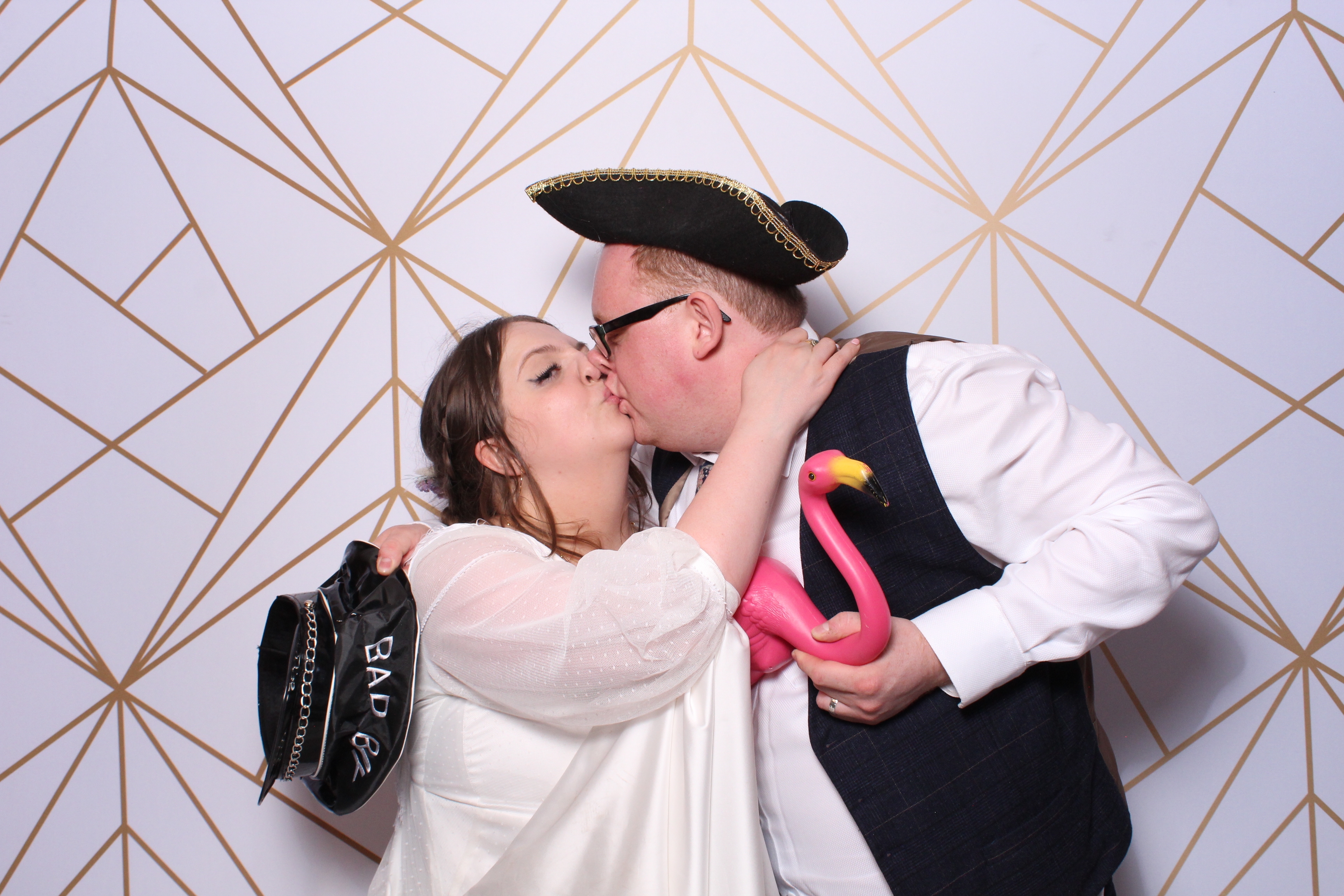 Shaunagh & Alex  | View more photos from the event at gallery.magicimages.uk/u/MagicImages/Shaunagh-Alex