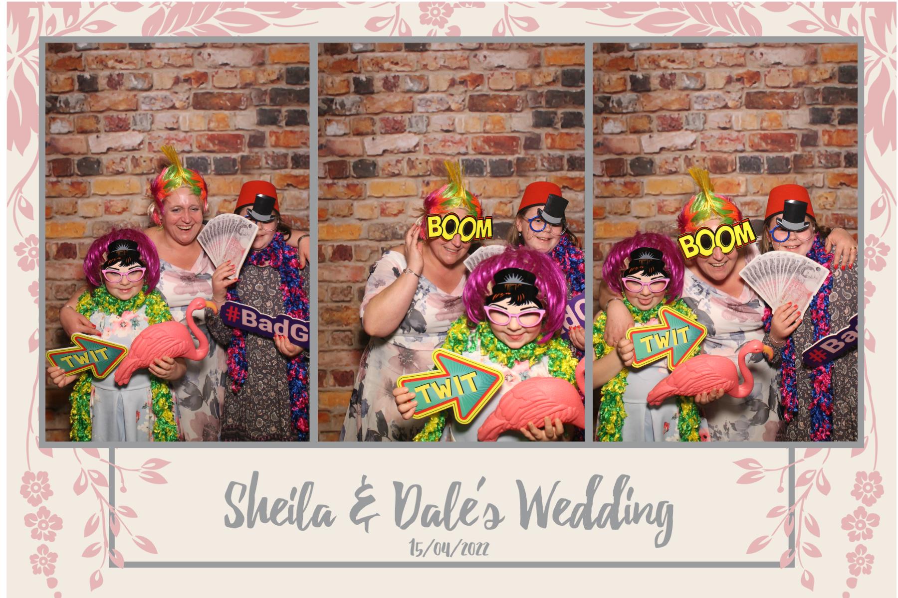 Sheila & Dale   | View more photos from the event at gallery.magicimages.uk/u/MagicImages/Sheila-Dale