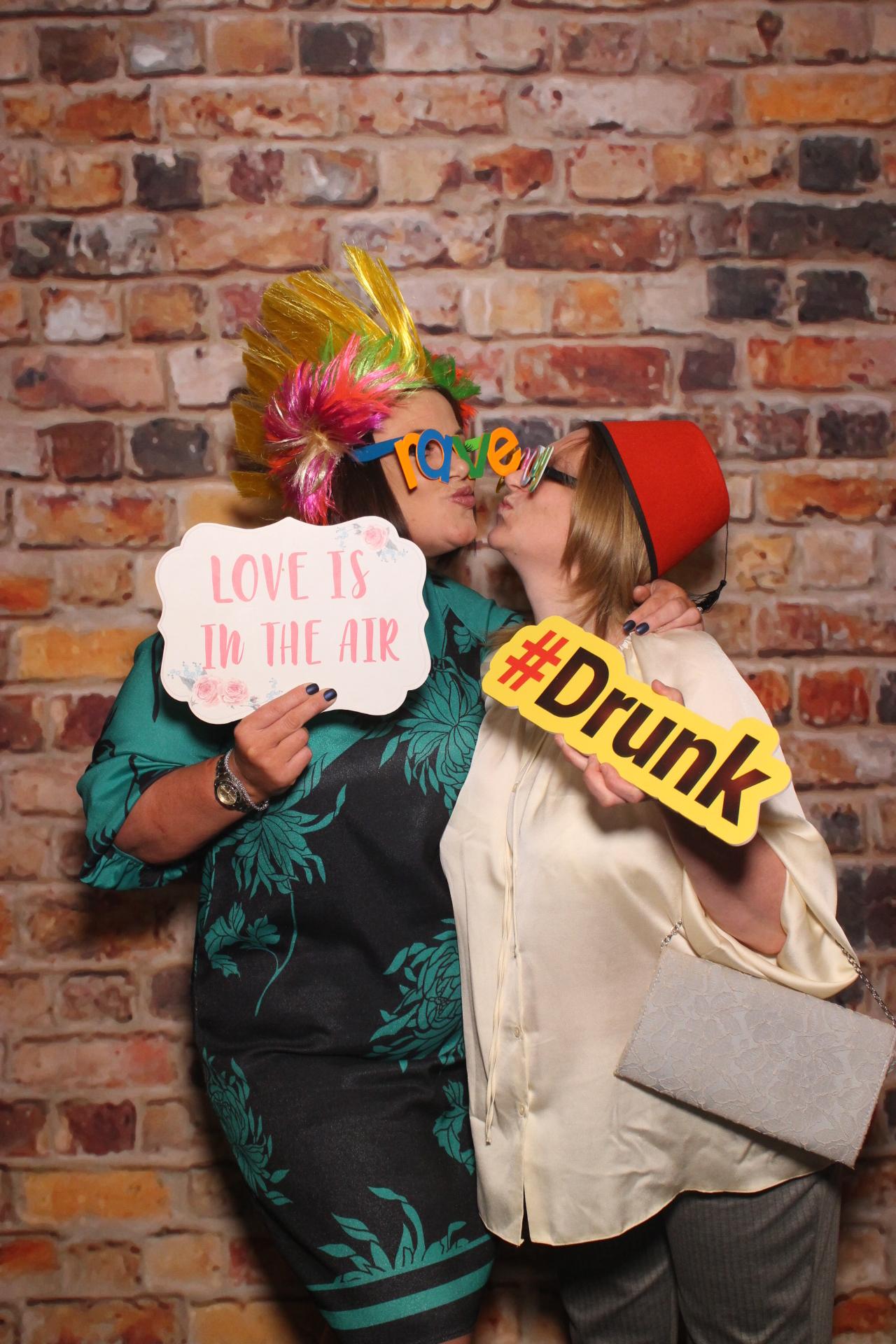 Sheila & Dale   | View more photos from the event at gallery.magicimages.uk/u/MagicImages/Sheila-Dale