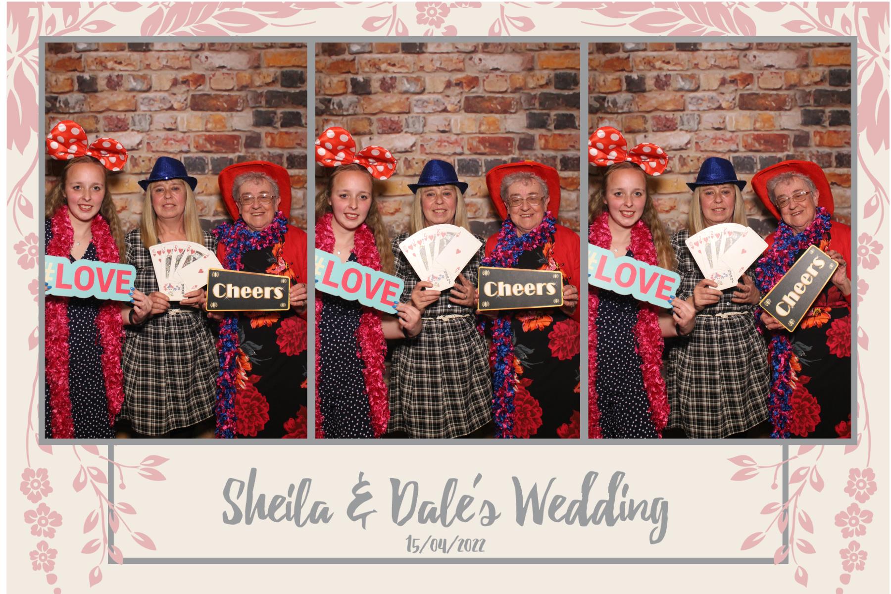 Sheila & Dale   | View more photos from the event at gallery.magicimages.uk/u/MagicImages/Sheila-Dale
