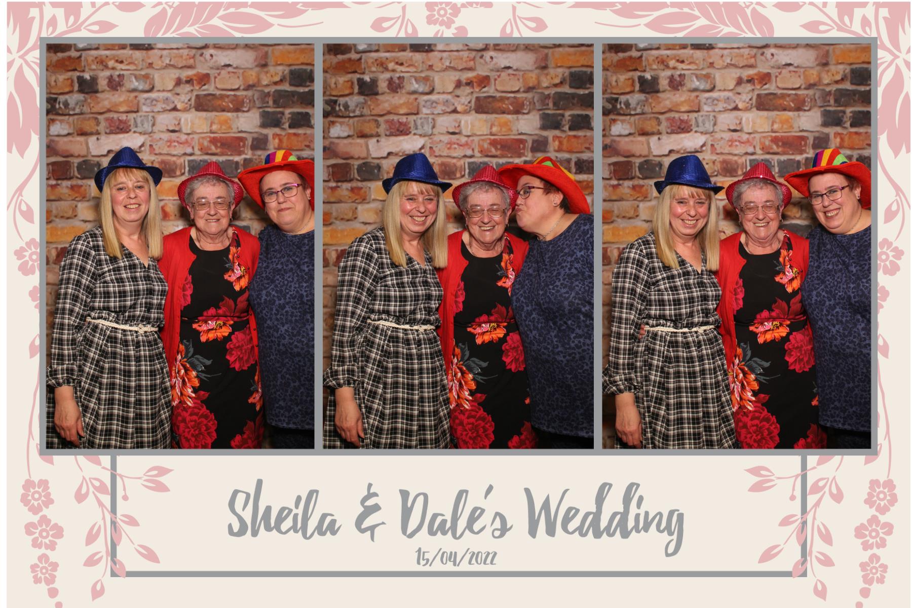 Sheila & Dale   | View more photos from the event at gallery.magicimages.uk/u/MagicImages/Sheila-Dale