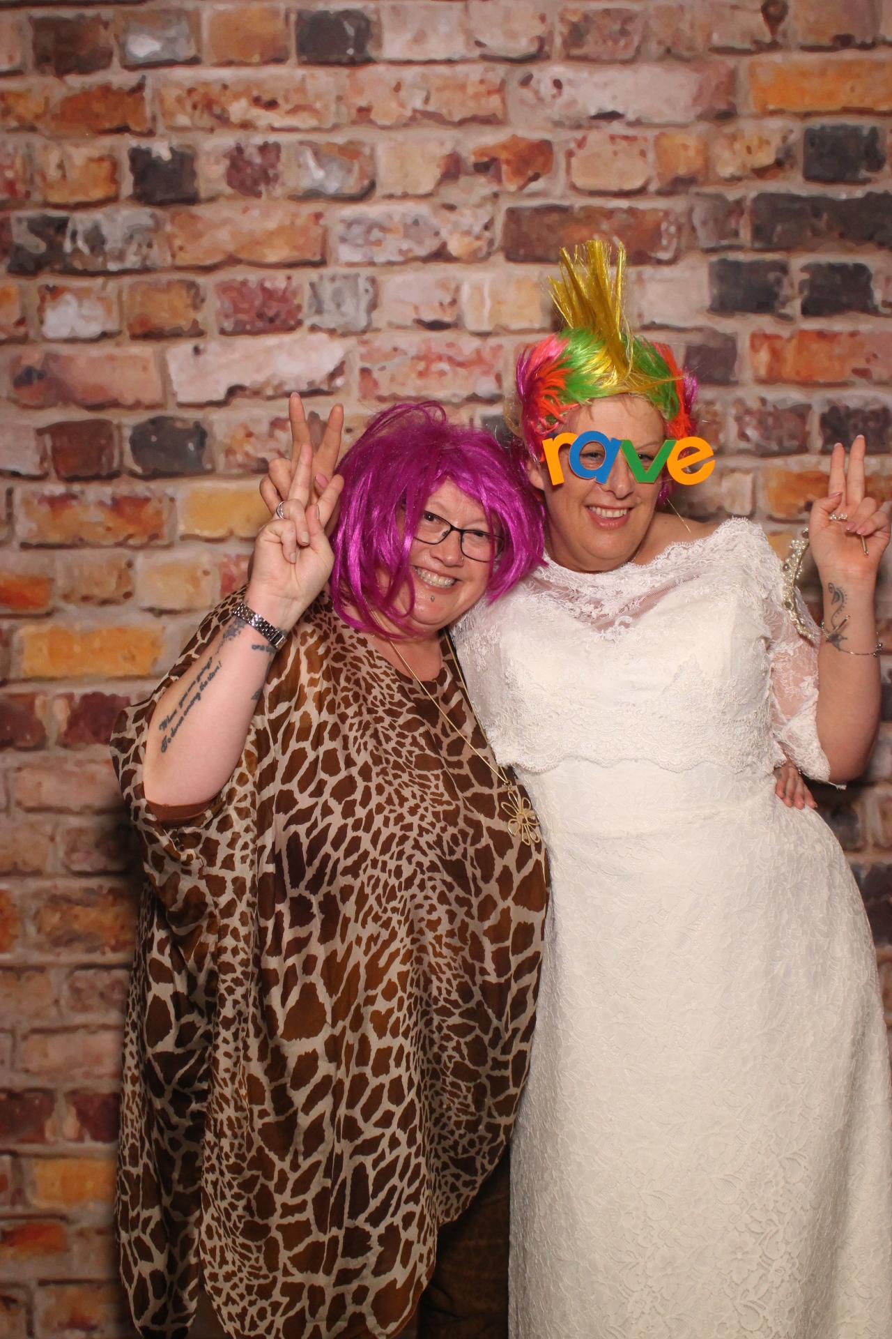 Sheila & Dale   | View more photos from the event at gallery.magicimages.uk/u/MagicImages/Sheila-Dale