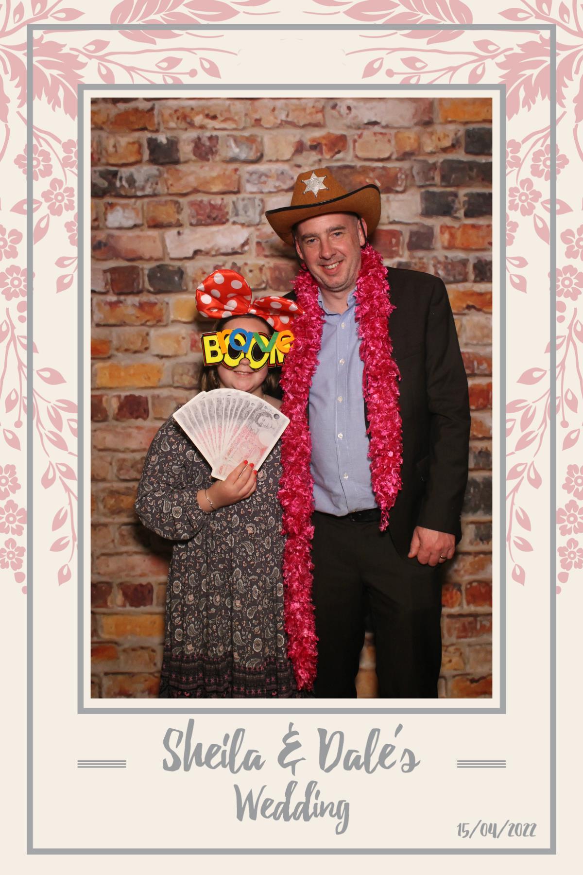 Sheila & Dale   | View more photos from the event at gallery.magicimages.uk/u/MagicImages/Sheila-Dale