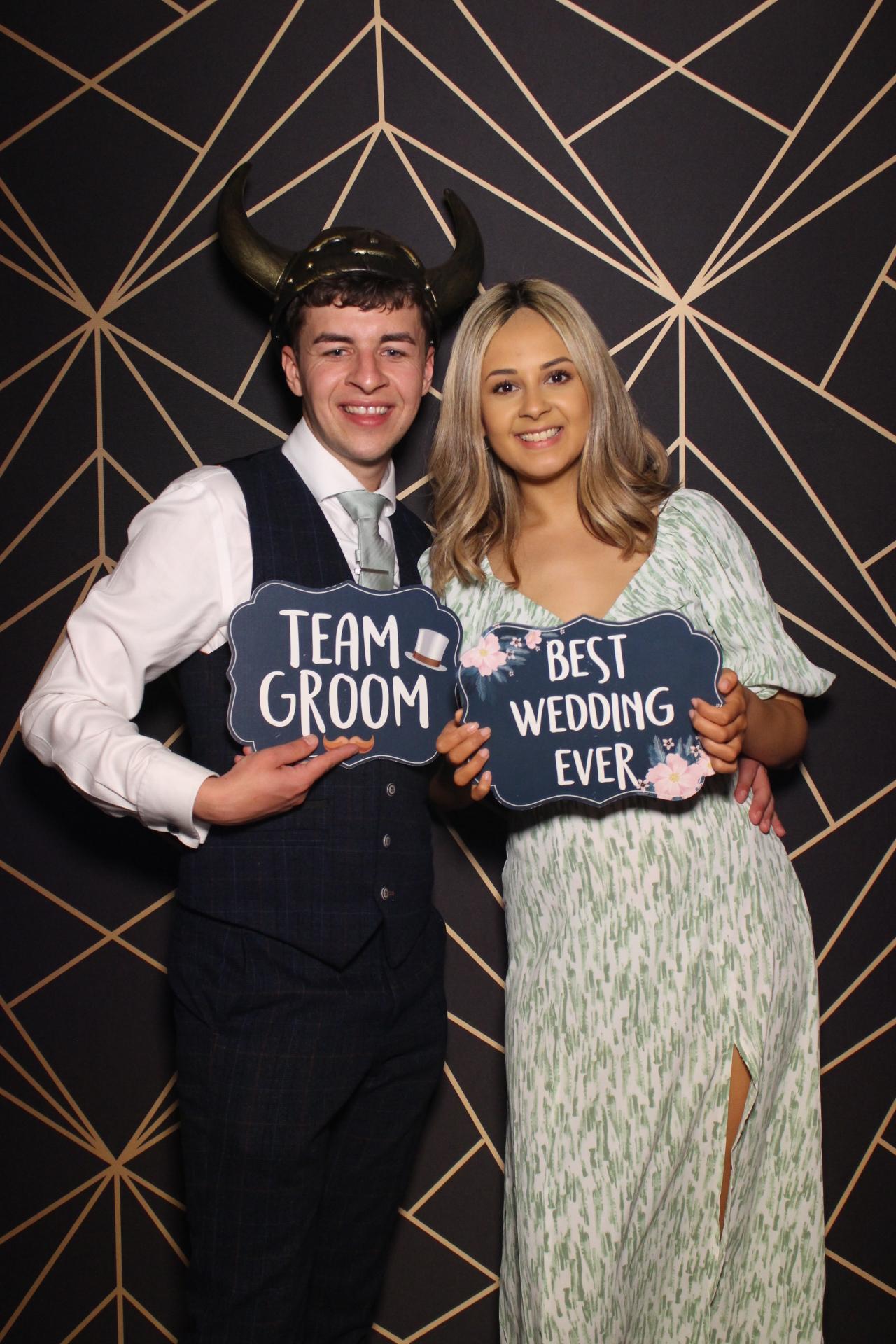 The Hannan's | View more photos from the event at gallery.magicimages.uk/u/MagicImages/The-Hannans