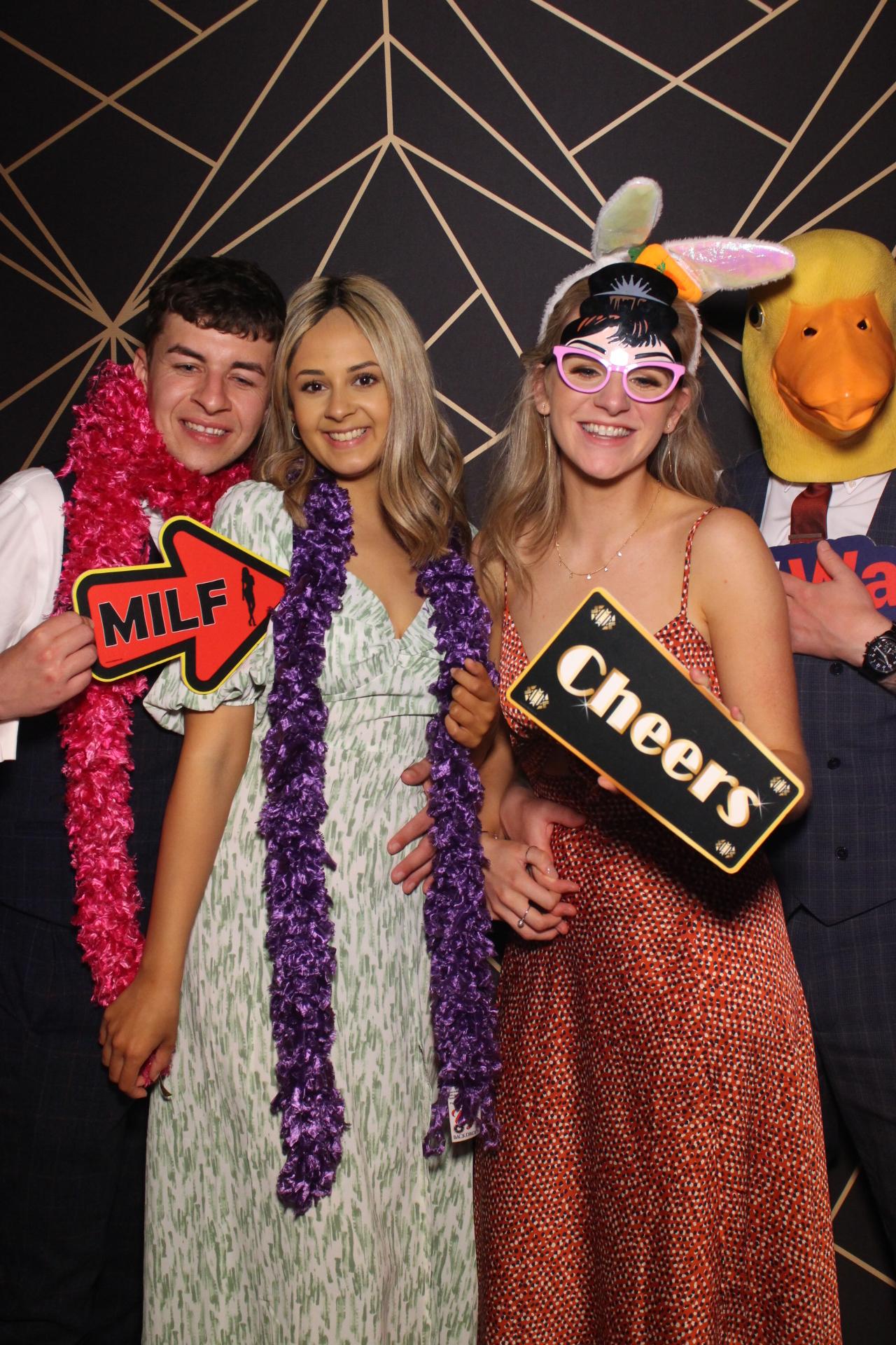 The Hannan's | View more photos from the event at gallery.magicimages.uk/u/MagicImages/The-Hannans