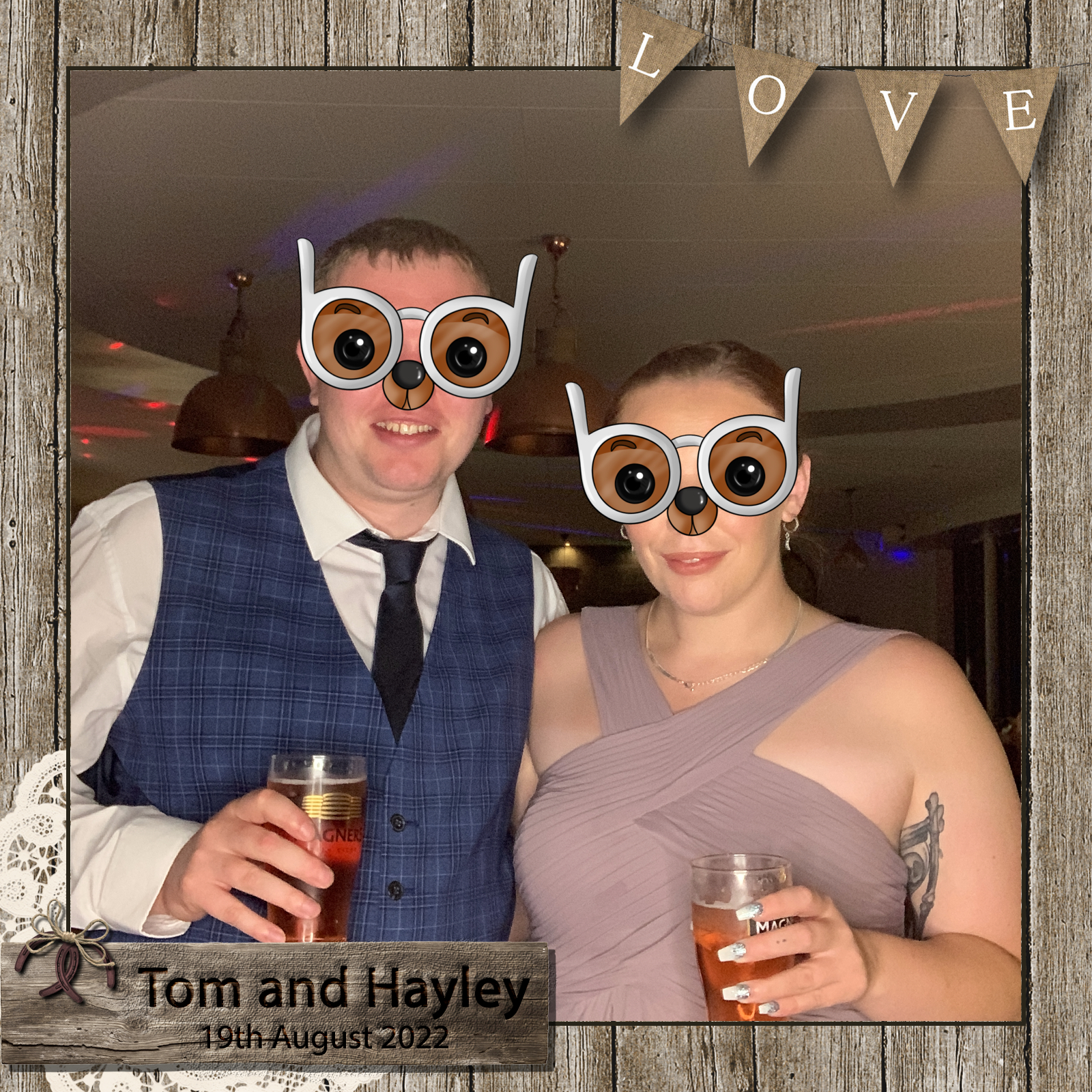 Tom & Hayley  | View more photos from the event at gallery.magicimages.uk/u/MagicImages/Tom-Hayley