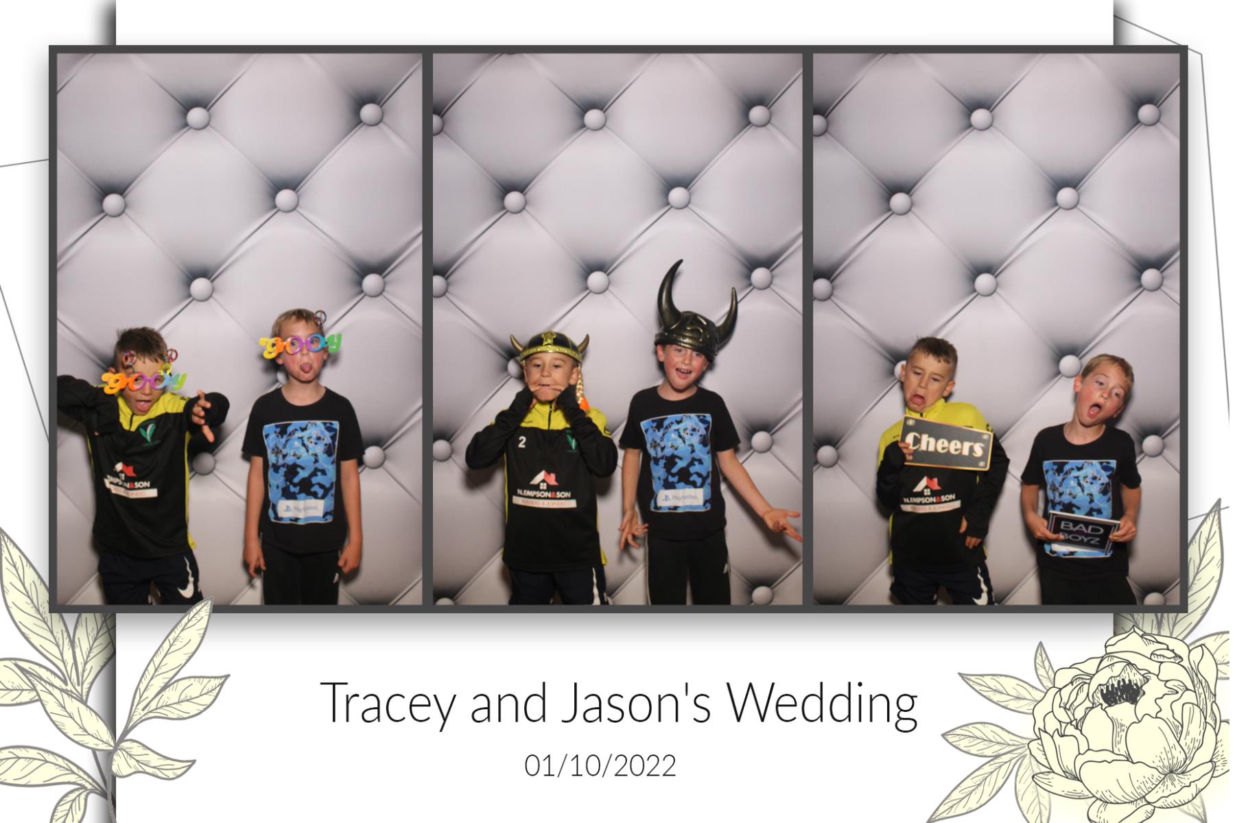 Tracey & Jason  | View more photos from the event at gallery.magicimages.uk/u/MagicImages/Tracey-Jason