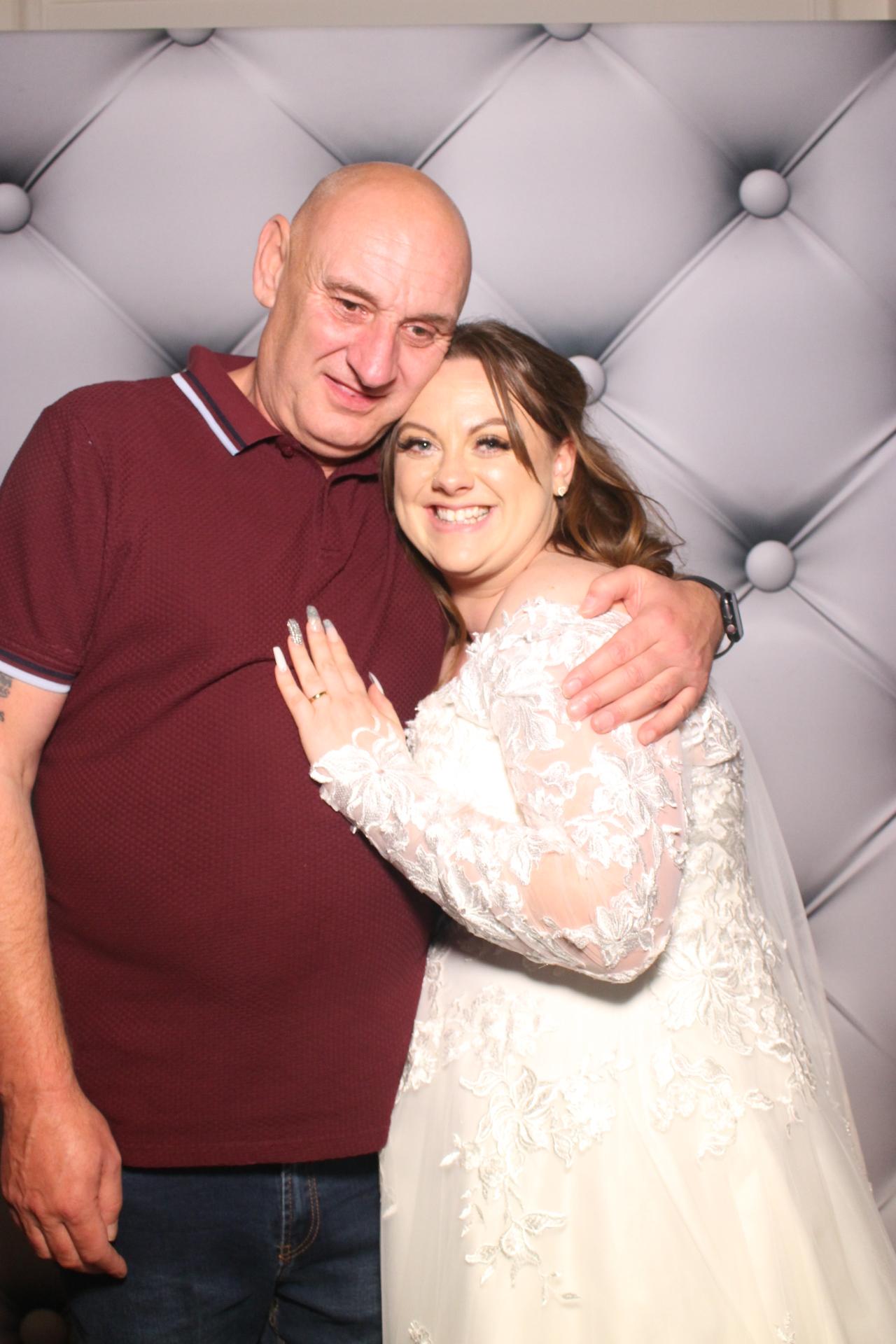 Tracey & Jason  | View more photos from the event at gallery.magicimages.uk/u/MagicImages/Tracey-Jason
