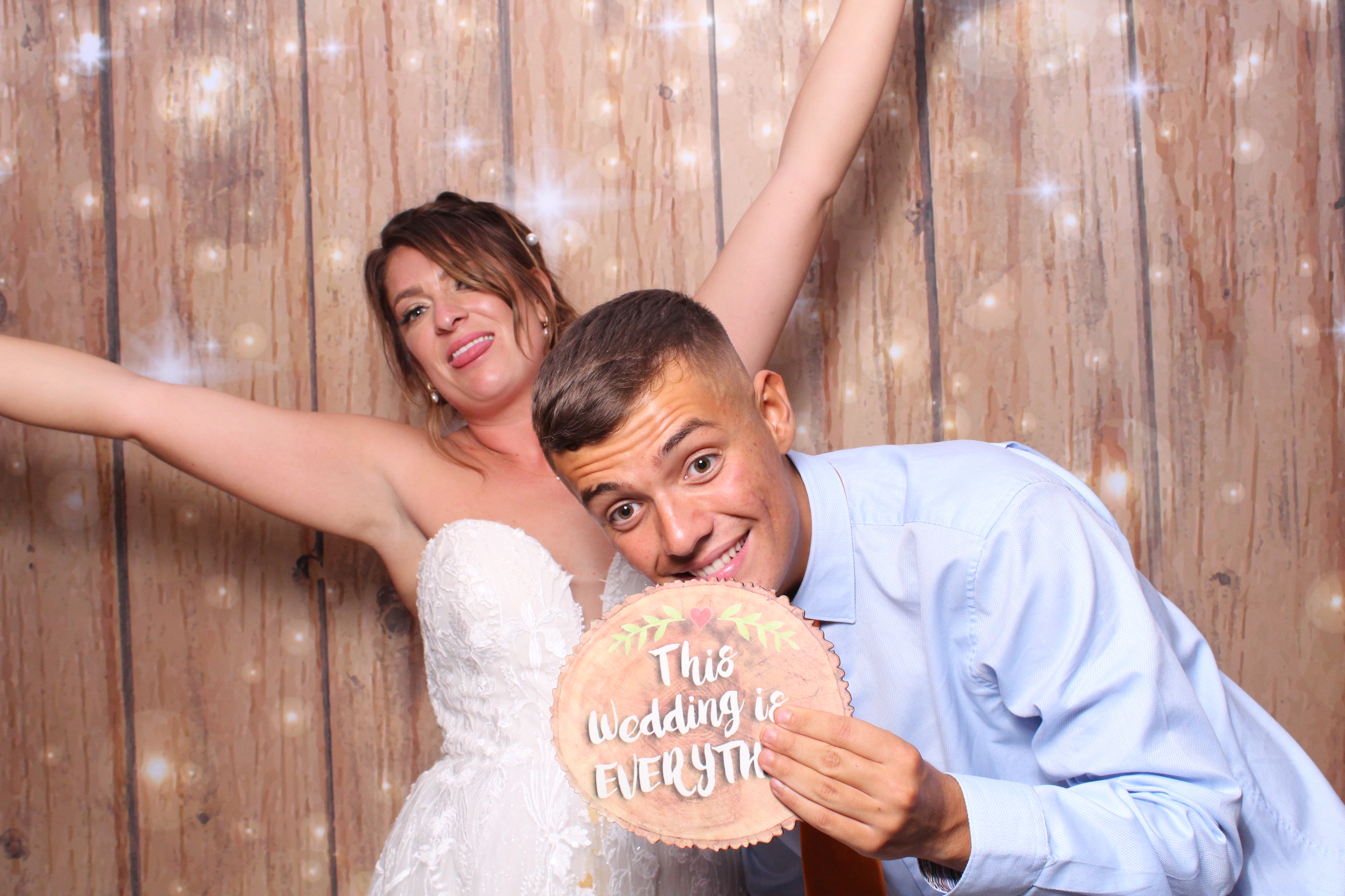 Will & Leanne  | View more photos from the event at gallery.magicimages.uk/u/MagicImages/Will-Leanne