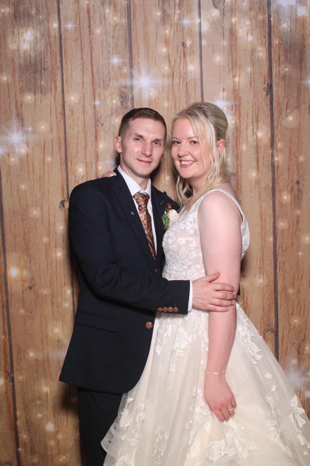 Adam & Alison  | View more photos from the event at gallery.magicimages.uk/u/MagicImages/Adam-Alison
