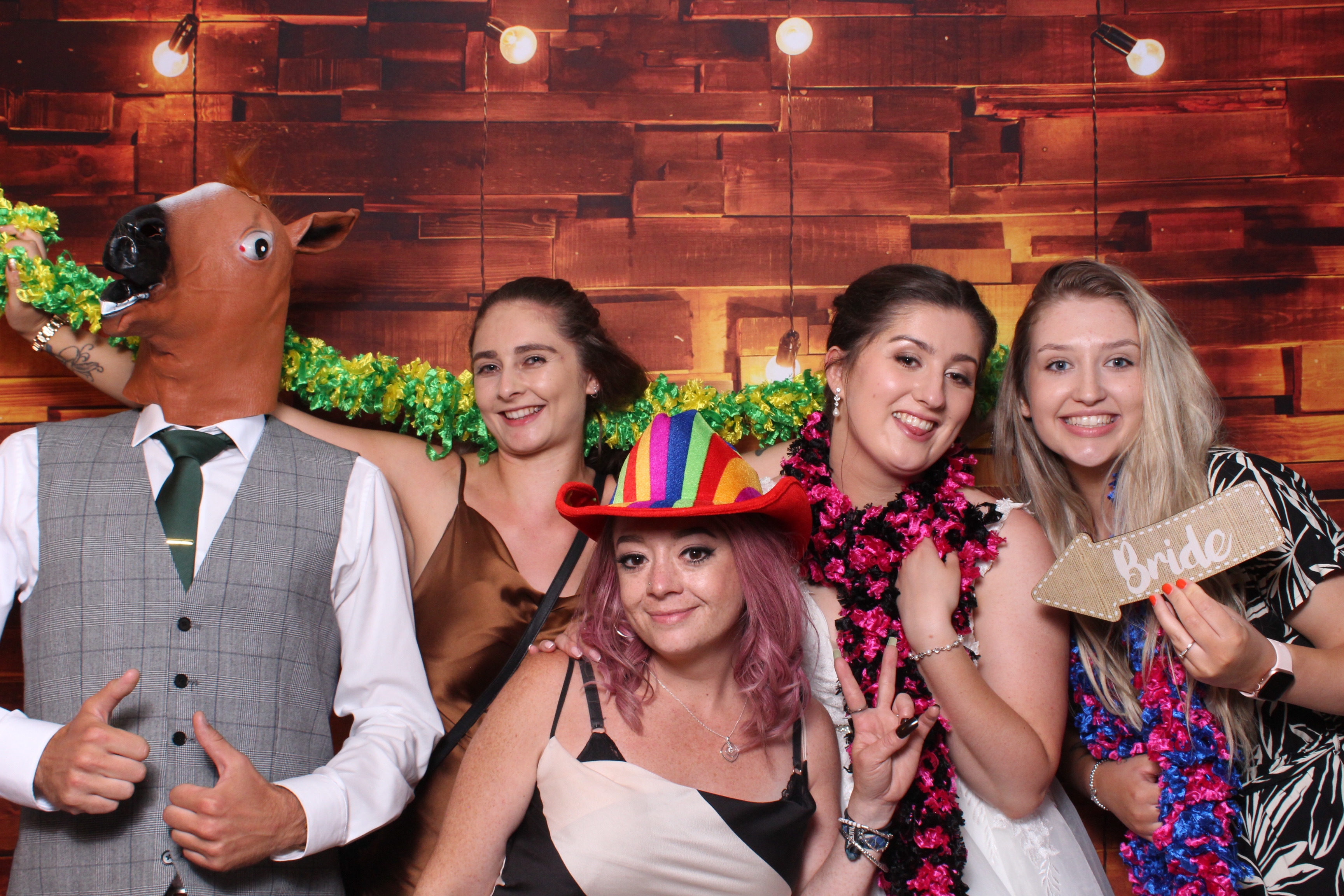 Alina & Luke's wedding | View more photos from the event at gallery.magicimages.uk/u/MagicImages/Alina-Lukes-wedding