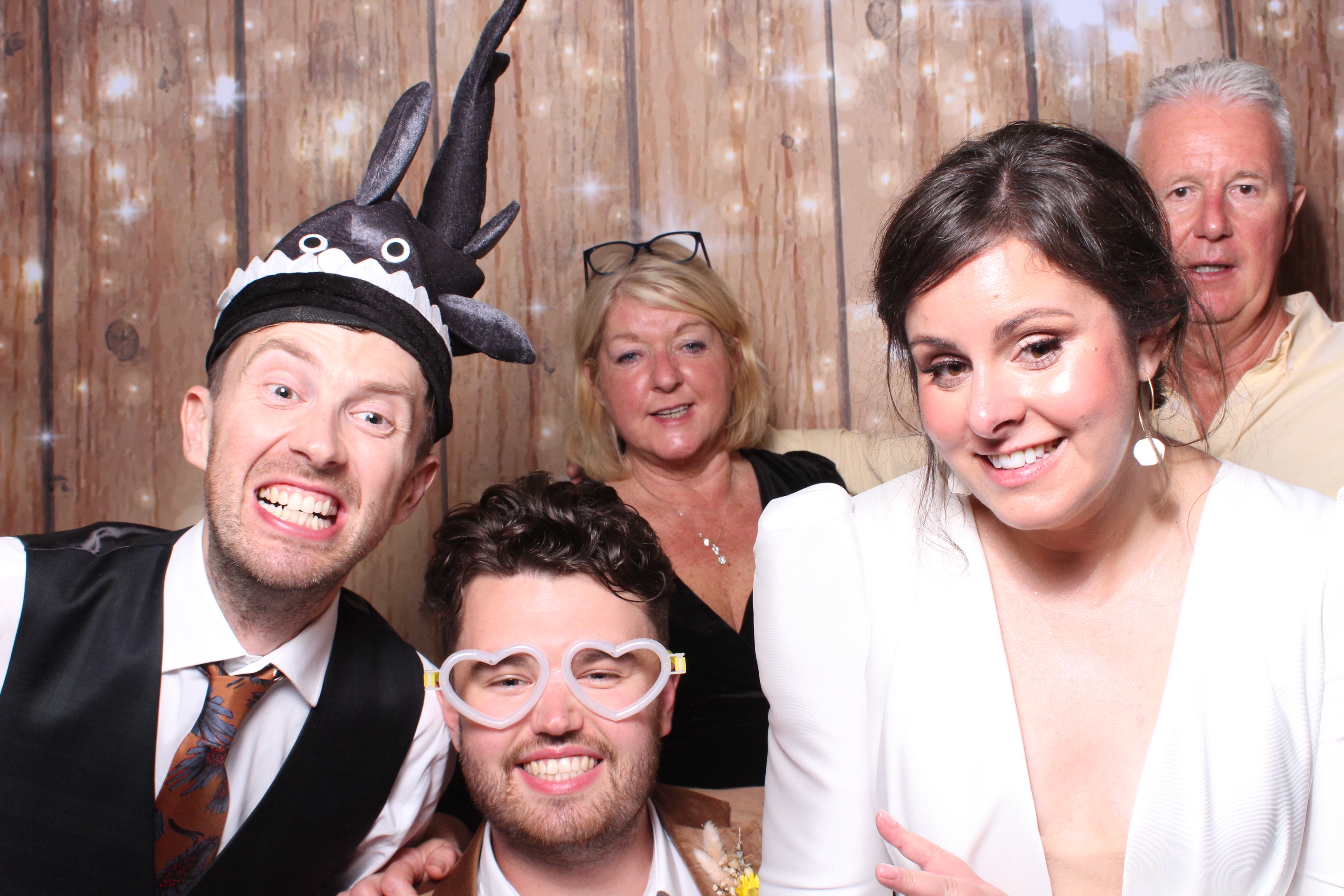 Amy & Steve  | View more photos from the event at gallery.magicimages.uk/u/MagicImages/Amy-Steve