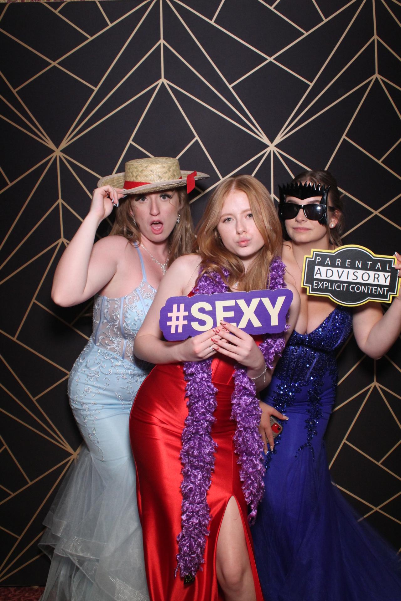 Ash Hill Academy Prom 2023  | View more photos from the event at gallery.magicimages.uk/u/MagicImages/Ash-Hill-Academy-Prom-2023