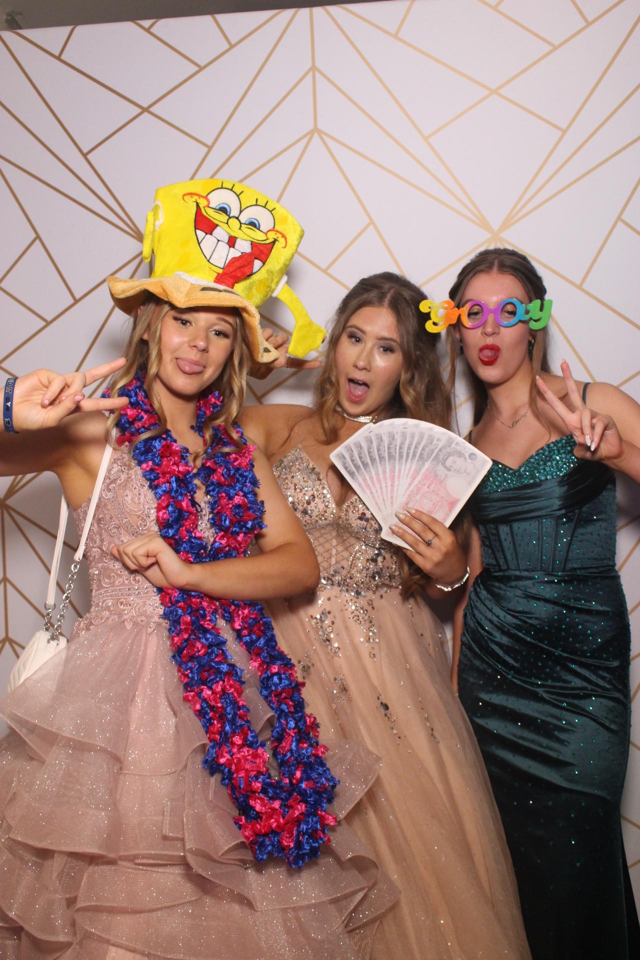 Beacon Academy Prom 2023 | View more photos from the event at gallery.magicimages.uk/u/MagicImages/Beacon-Academy-Prom-2023