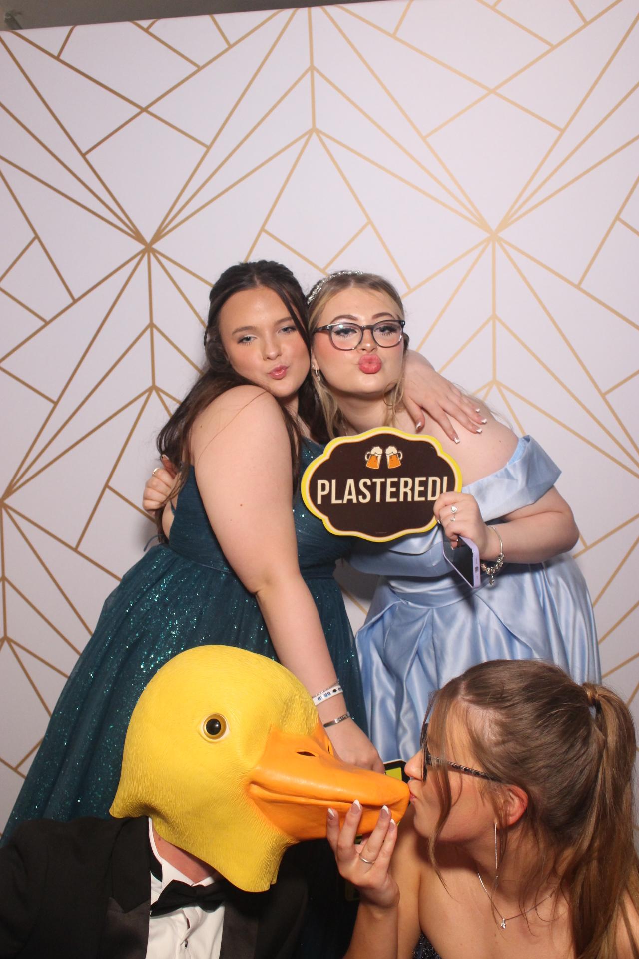 Beacon Academy Prom 2023 | View more photos from the event at gallery.magicimages.uk/u/MagicImages/Beacon-Academy-Prom-2023