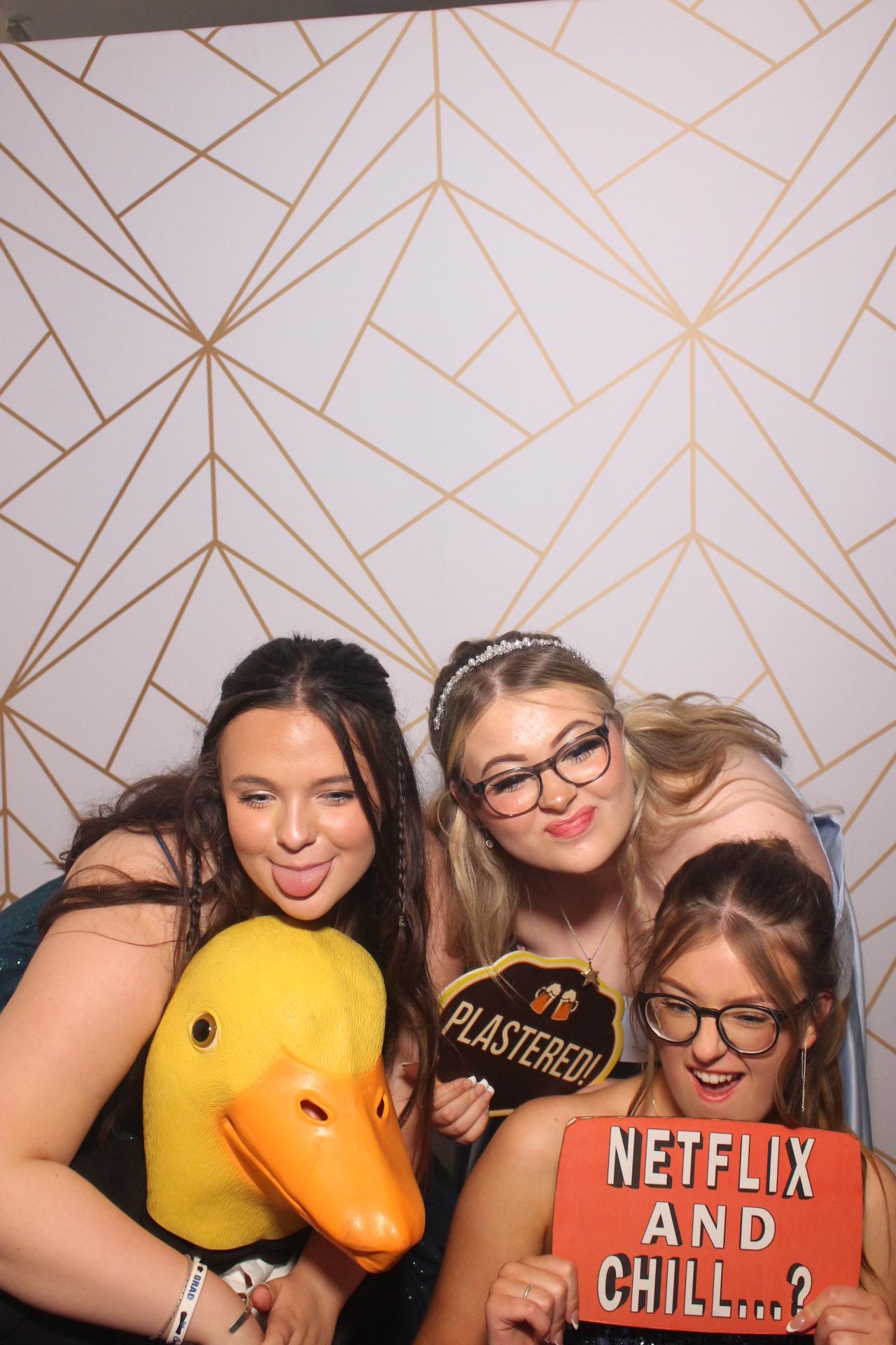 Beacon Academy Prom 2023 | View more photos from the event at gallery.magicimages.uk/u/MagicImages/Beacon-Academy-Prom-2023