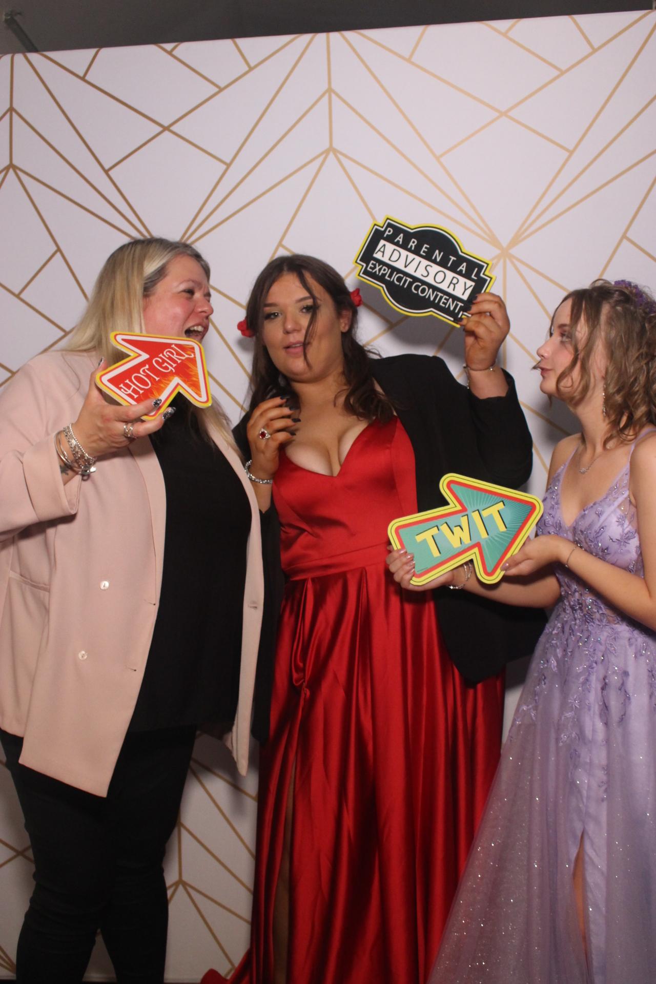Beacon Academy Prom 2023 | View more photos from the event at gallery.magicimages.uk/u/MagicImages/Beacon-Academy-Prom-2023