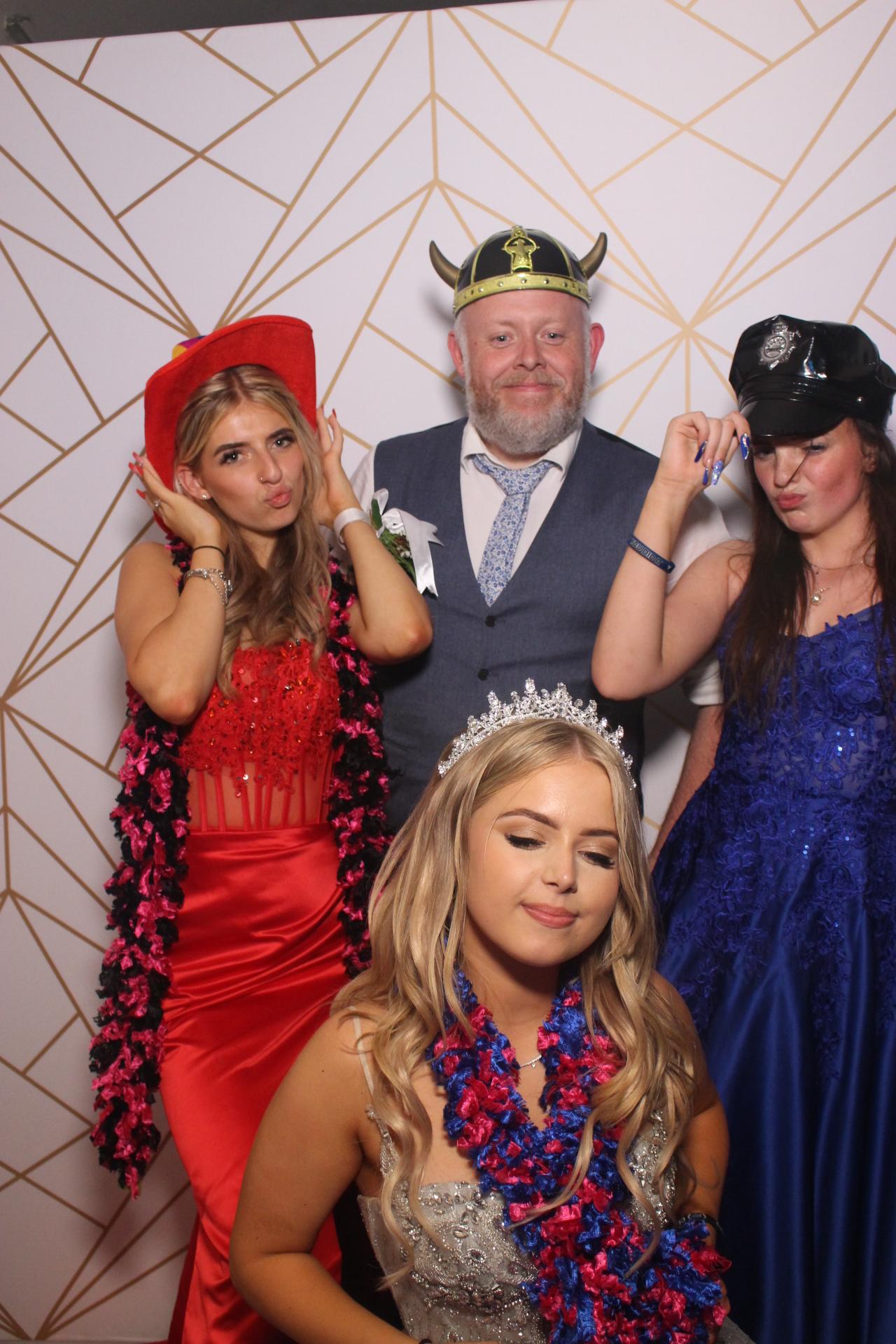 Beacon Academy Prom 2023 | View more photos from the event at gallery.magicimages.uk/u/MagicImages/Beacon-Academy-Prom-2023