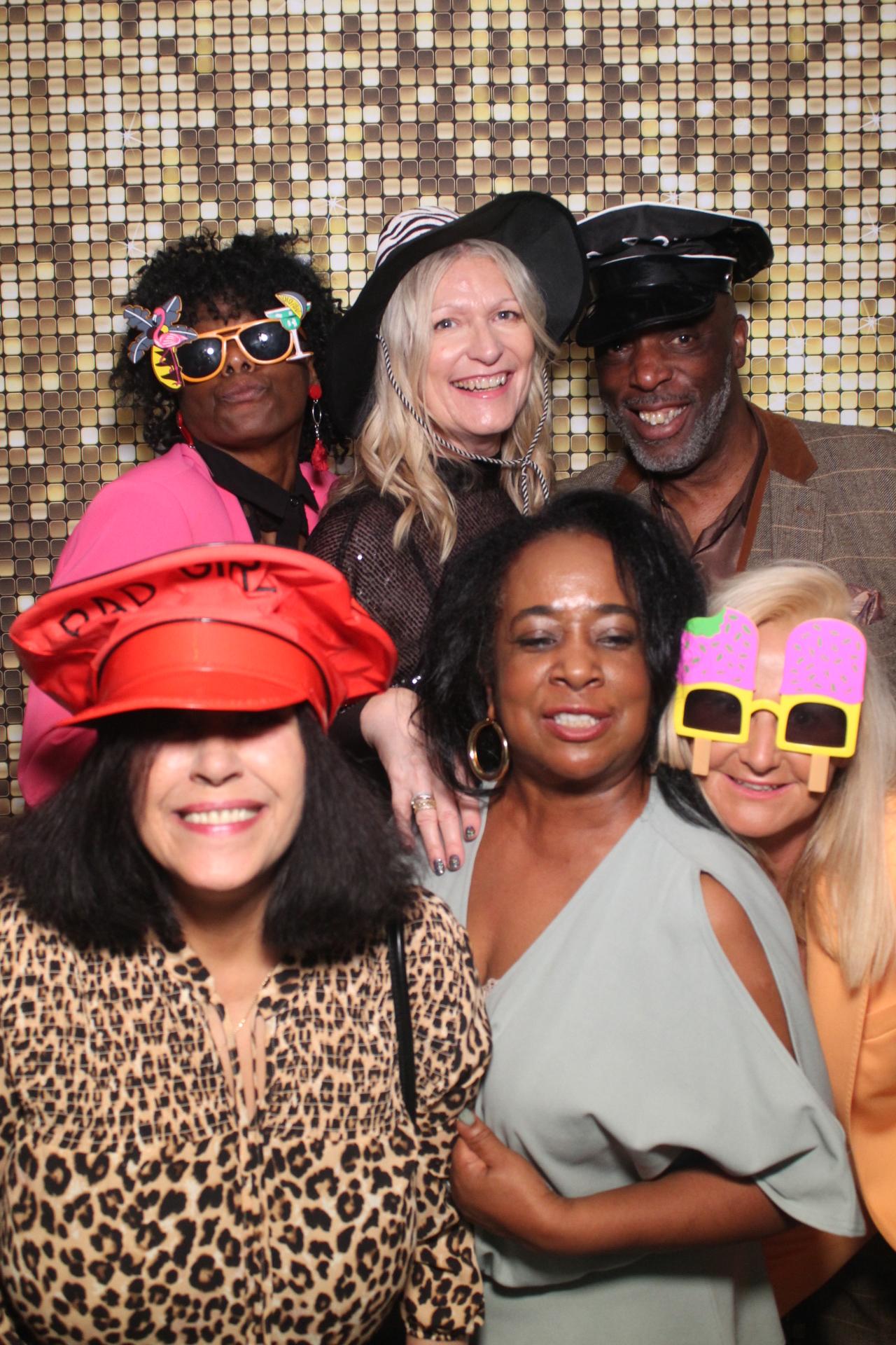 Carol's 60th | View more photos from the event at gallery.magicimages.uk/u/MagicImages/Carols-60th