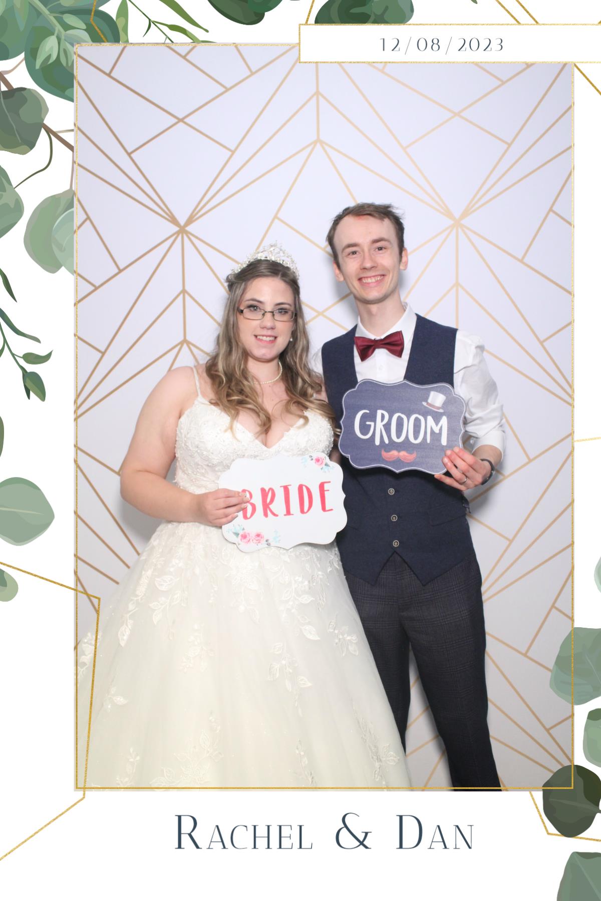 Dan and Rachel | View more photos from the event at gallery.magicimages.uk/u/MagicImages/Dan-and-Rachel