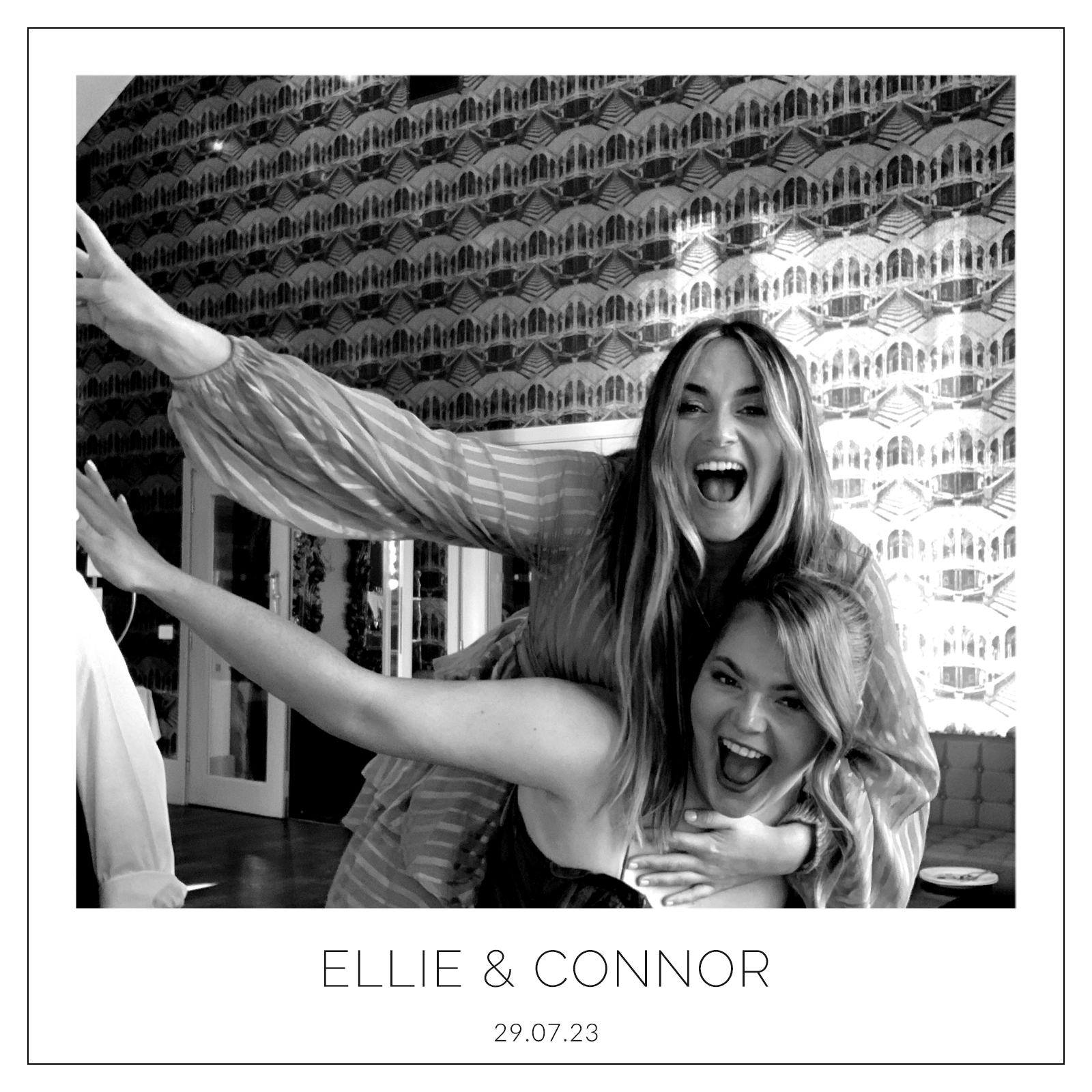 Ellie & Connor  | View more photos from the event at gallery.magicimages.uk/u/MagicImages/Ellie-Connor