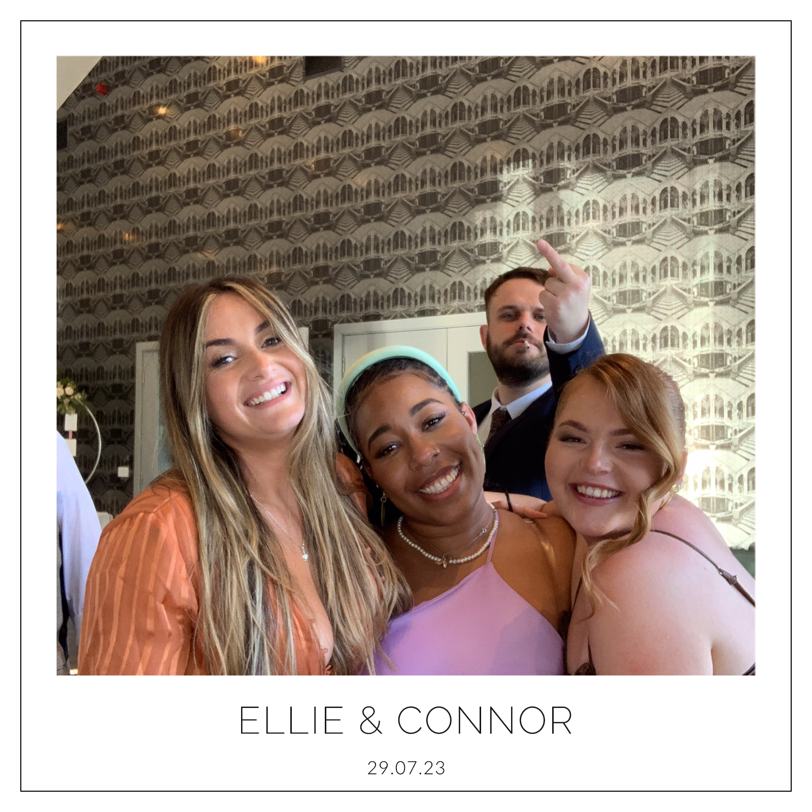 Ellie & Connor. | View more photos from the event at gallery.magicimages.uk/u/MagicImages/Ellie-Connor-0