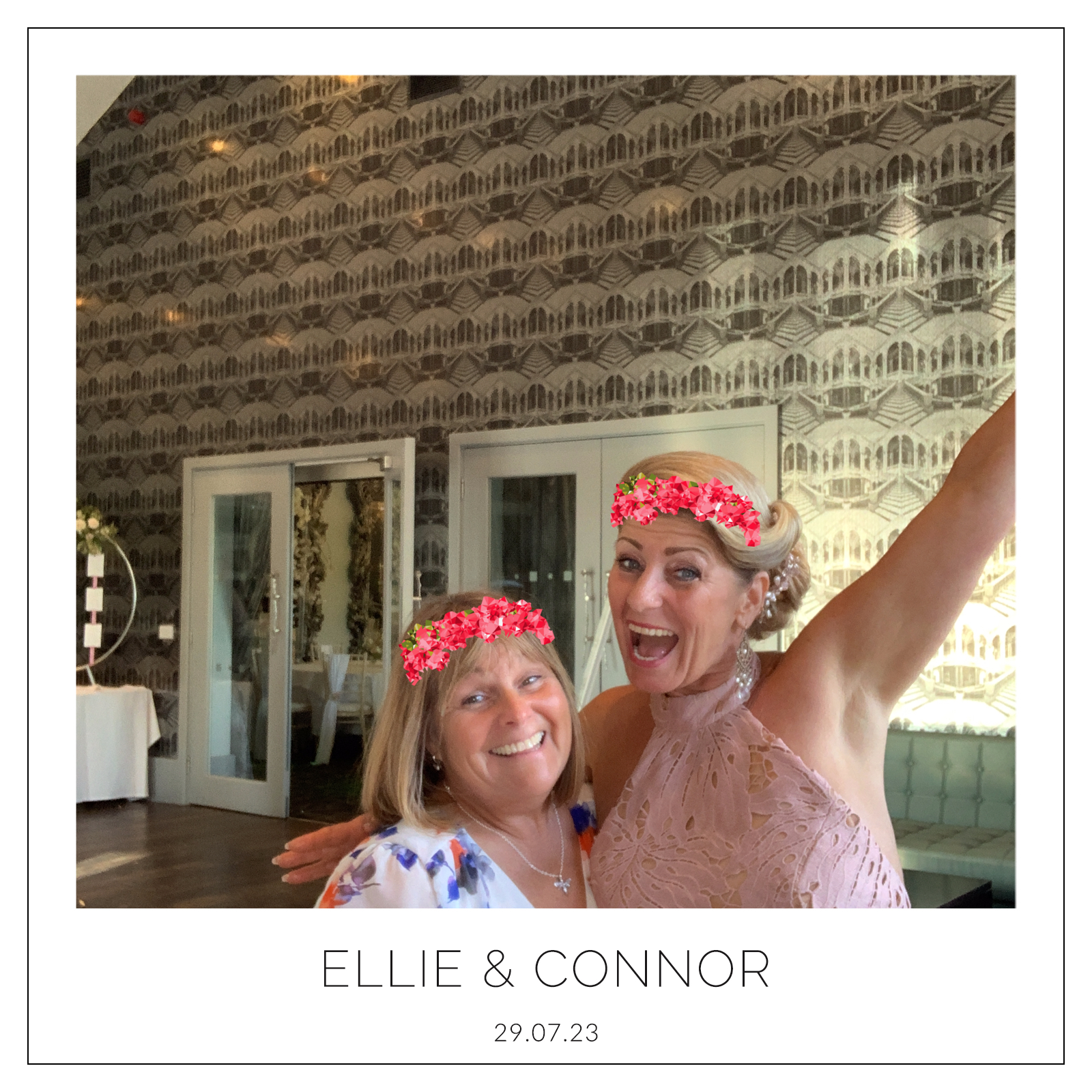 Ellie & Connor. | View more photos from the event at gallery.magicimages.uk/u/MagicImages/Ellie-Connor-0
