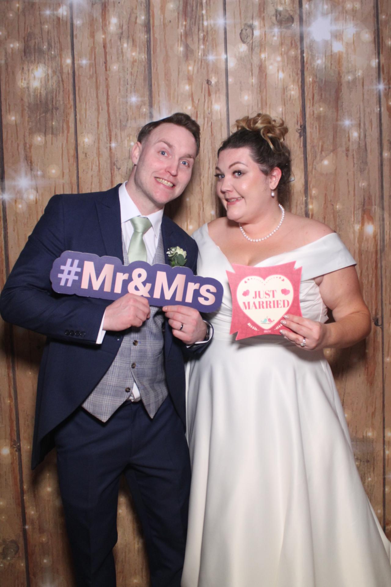 Holly & Graham  | View more photos from the event at gallery.magicimages.uk/u/MagicImages/Holly-Graham