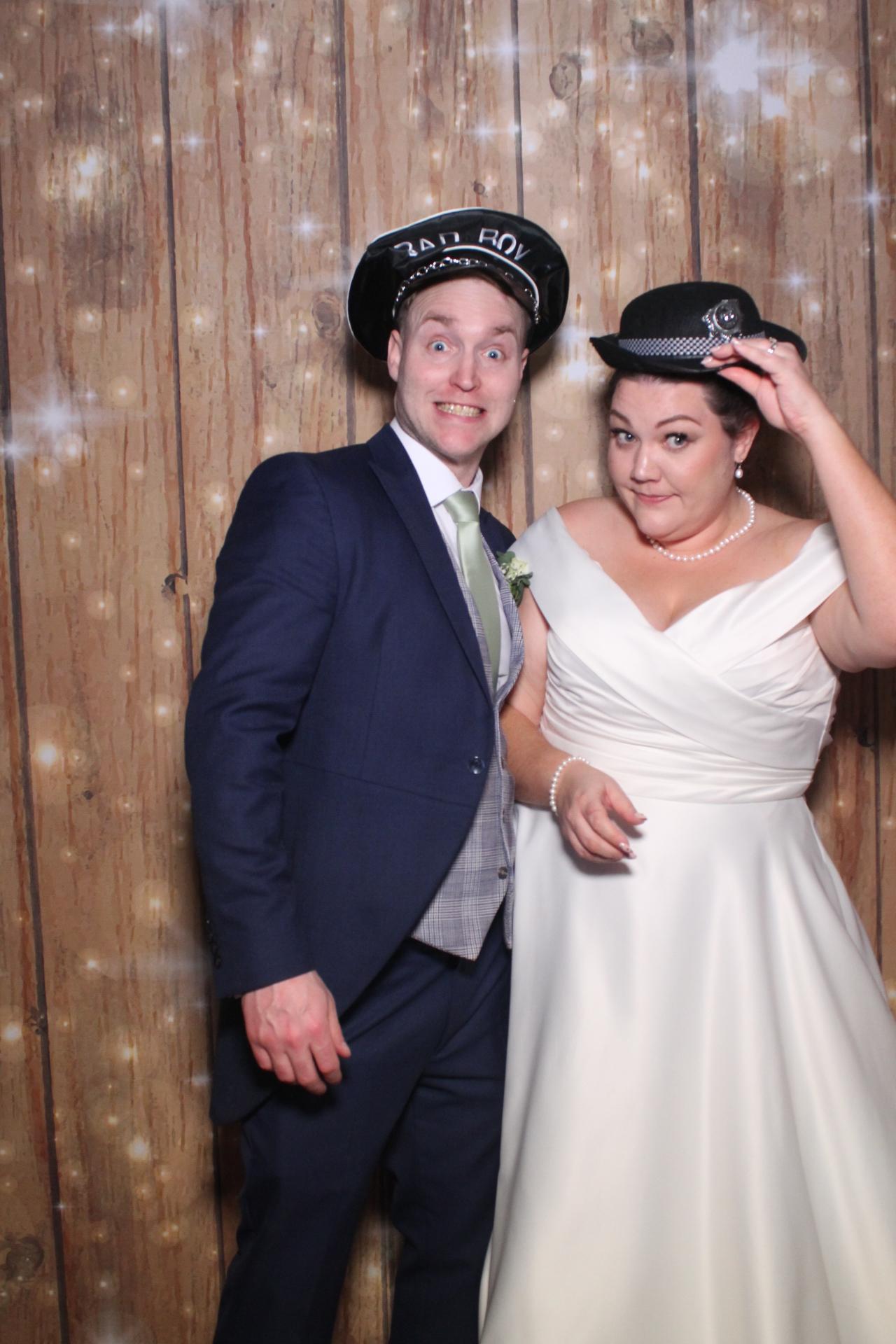 Holly & Graham  | View more photos from the event at gallery.magicimages.uk/u/MagicImages/Holly-Graham