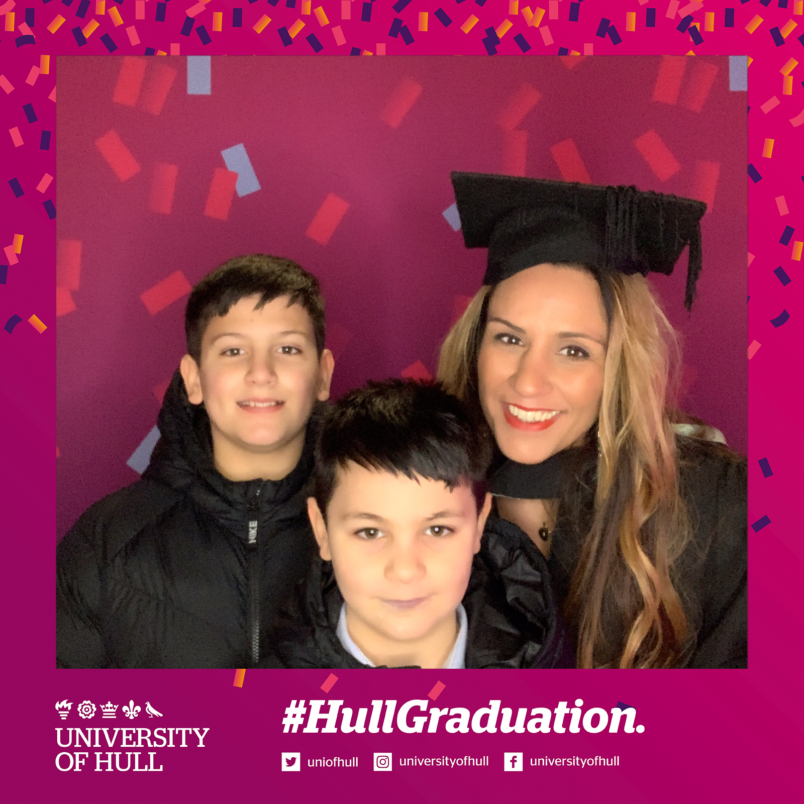 Hull Graduation.. | View more photos from the event at gallery.magicimages.uk/u/MagicImages/Hull-Graduation-8
