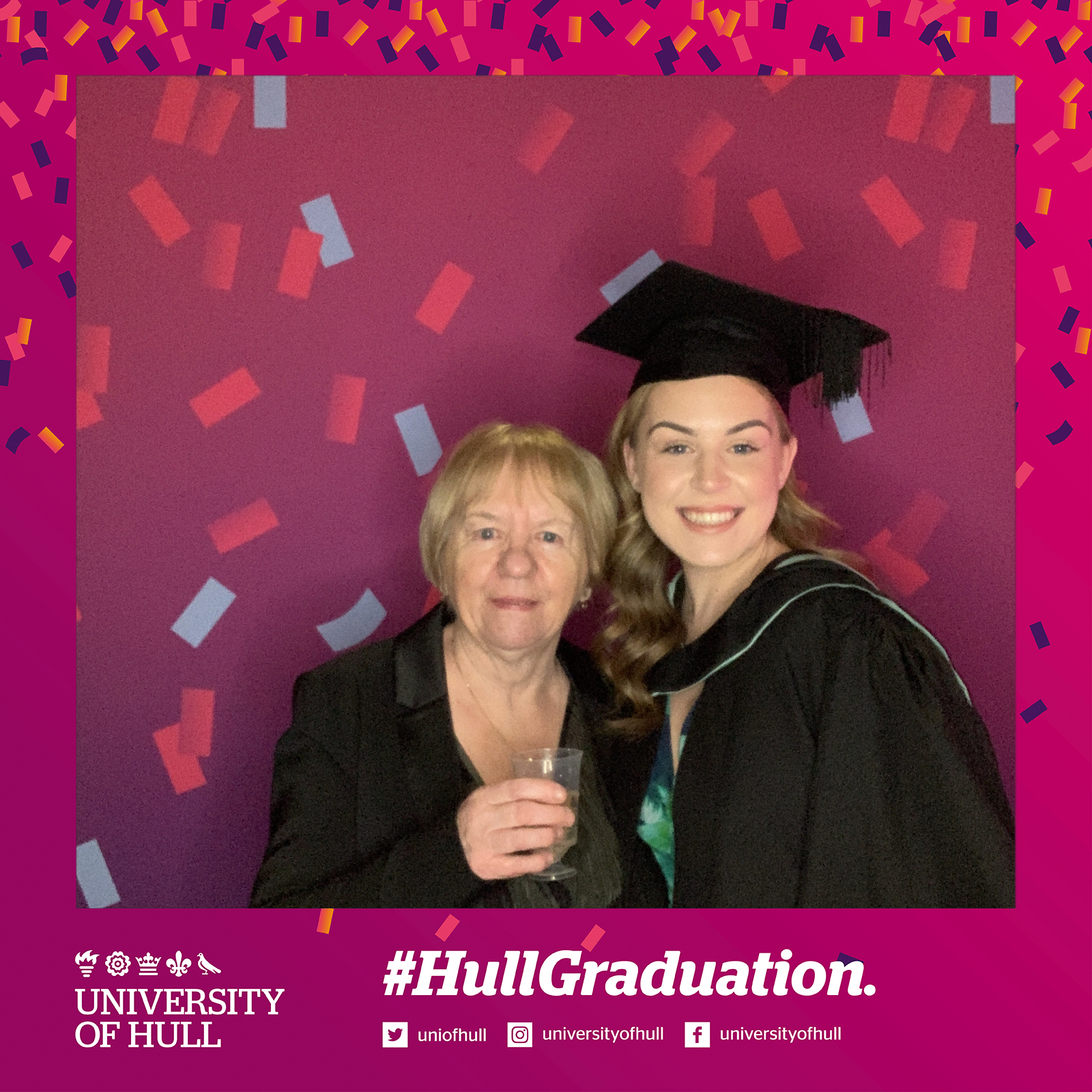 Hull Graduation.. | View more photos from the event at gallery.magicimages.uk/u/MagicImages/Hull-Graduation-8