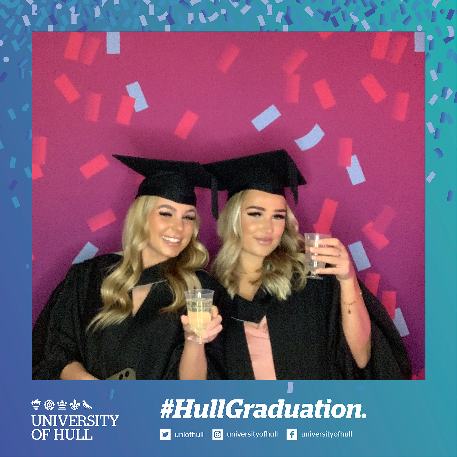 Hull Graduation.. | View more photos from the event at gallery.magicimages.uk/u/MagicImages/Hull-Graduation-8