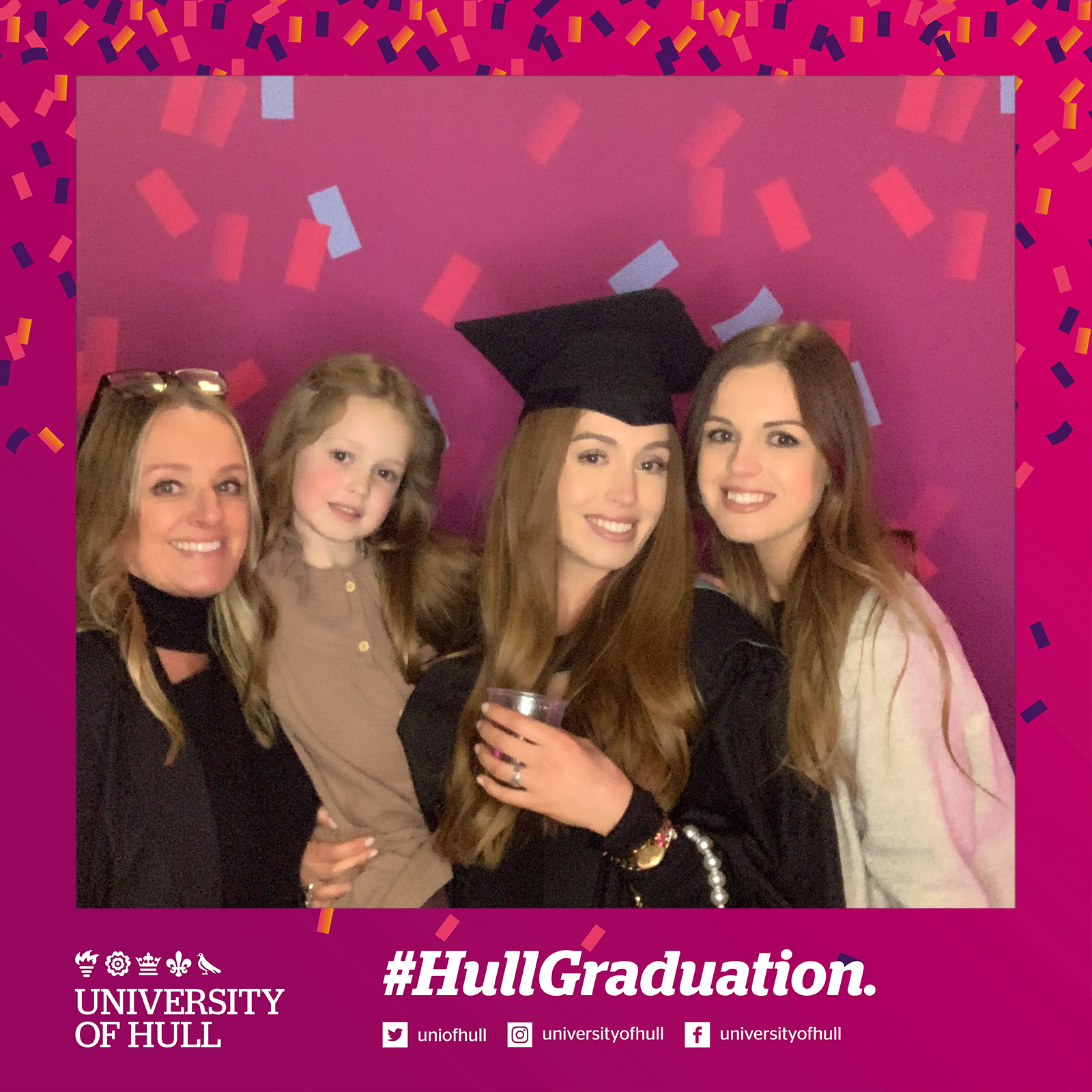 Hull Graduation.. | View more photos from the event at gallery.magicimages.uk/u/MagicImages/Hull-Graduation-8