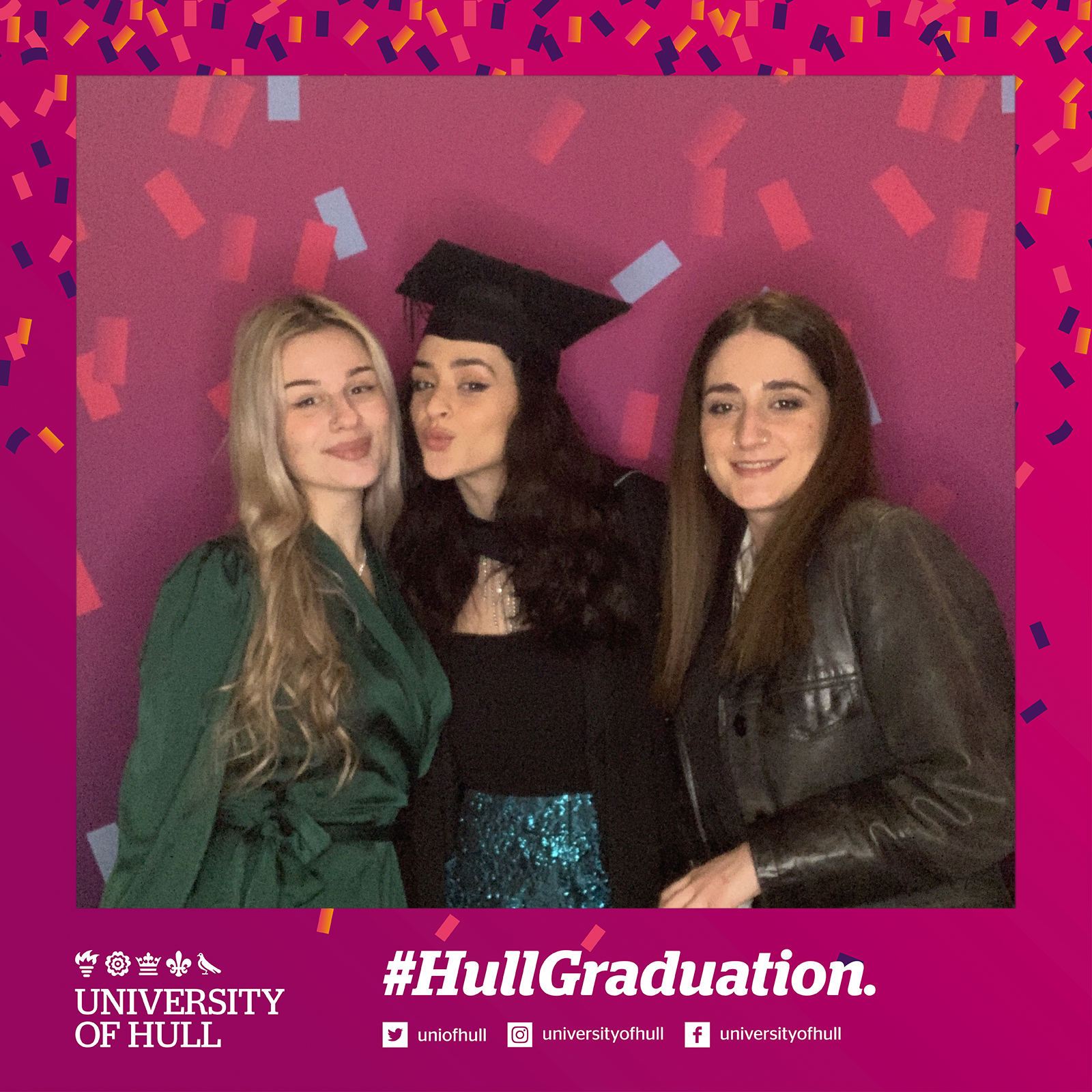 Hull Graduation.. | View more photos from the event at gallery.magicimages.uk/u/MagicImages/Hull-Graduation-8
