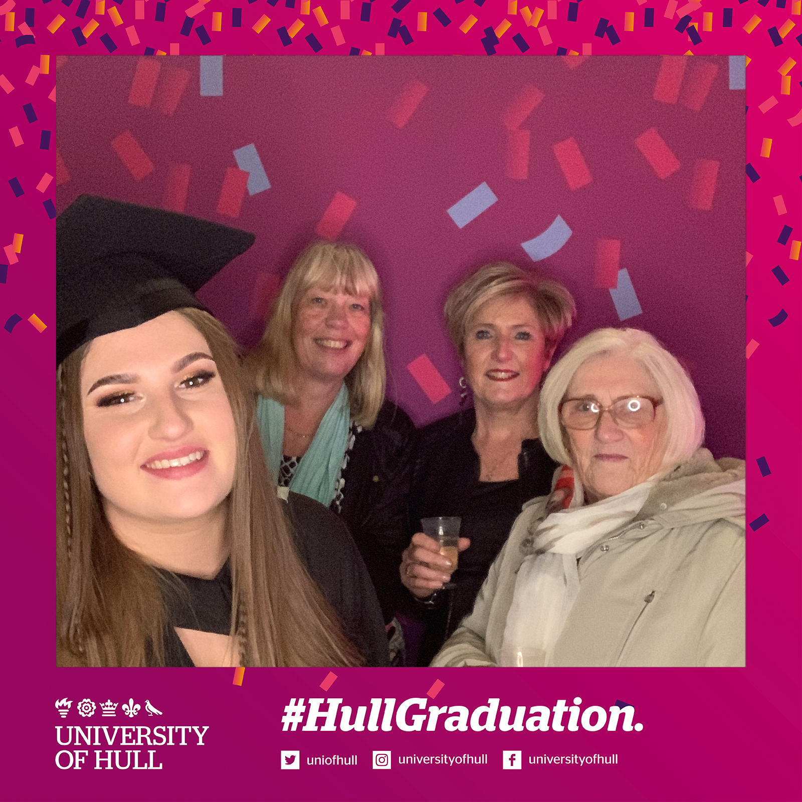 Hull Graduation.. | View more photos from the event at gallery.magicimages.uk/u/MagicImages/Hull-Graduation-8
