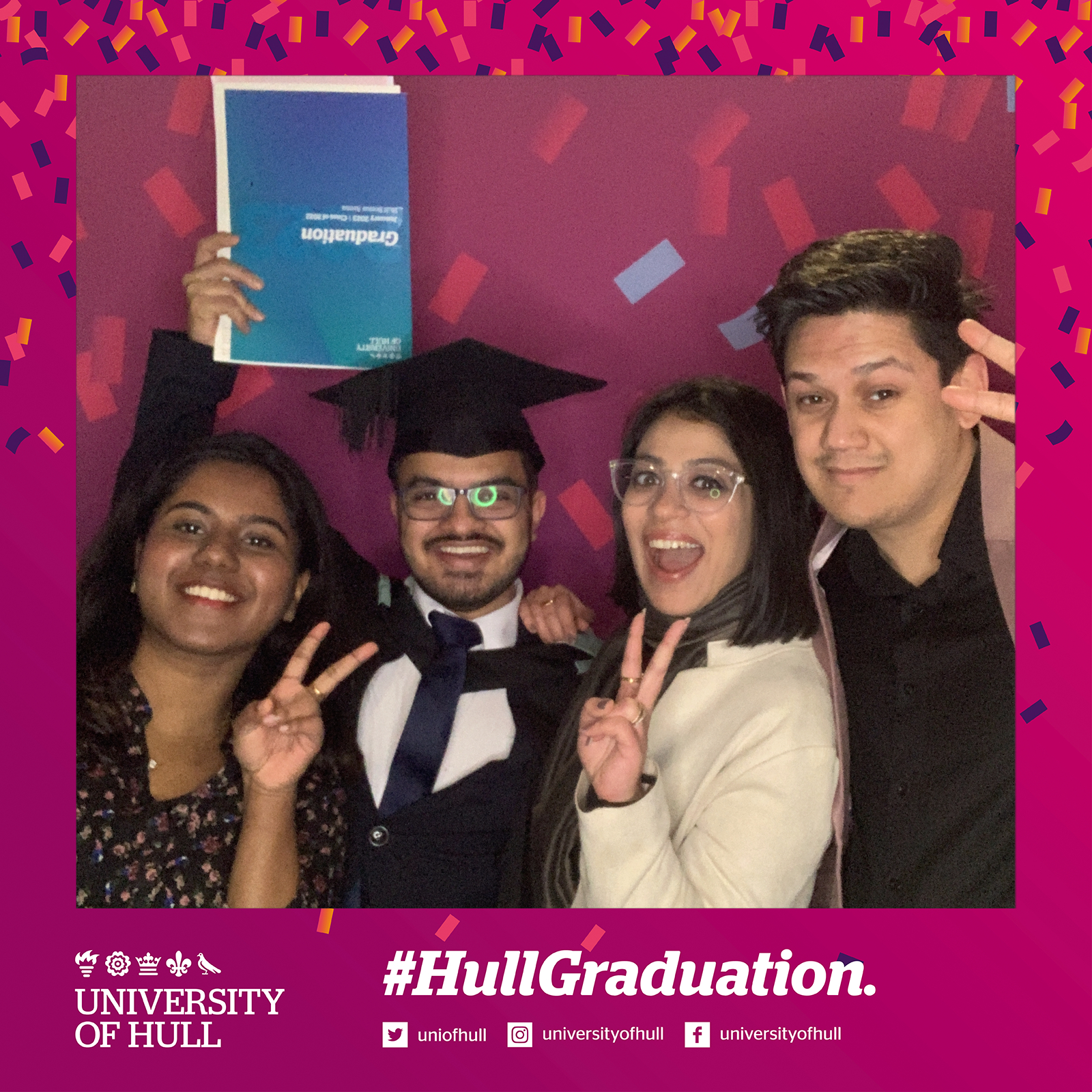 Hull Graduation.. | View more photos from the event at gallery.magicimages.uk/u/MagicImages/Hull-Graduation-8